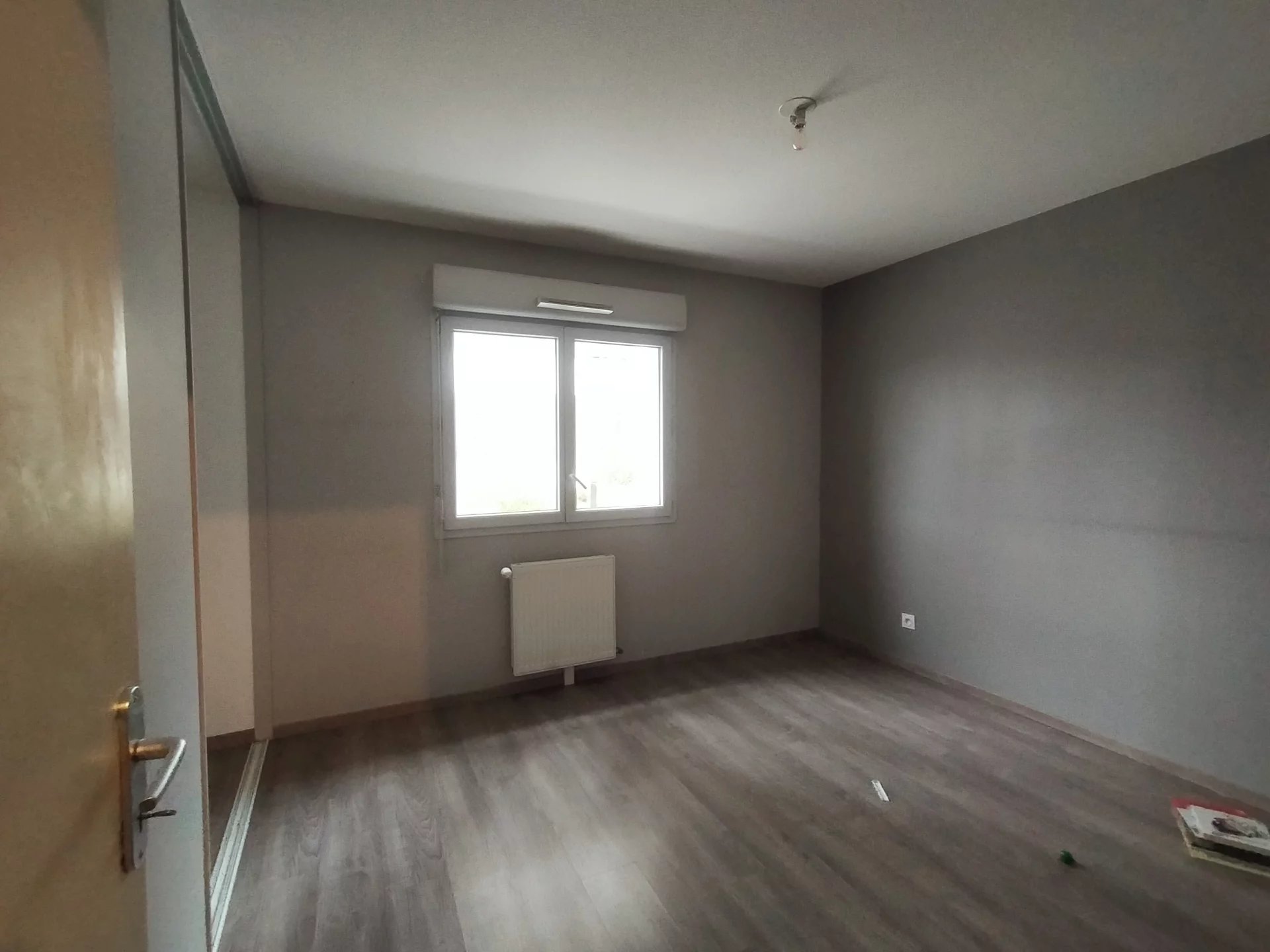 480837 Location Villeurbanne