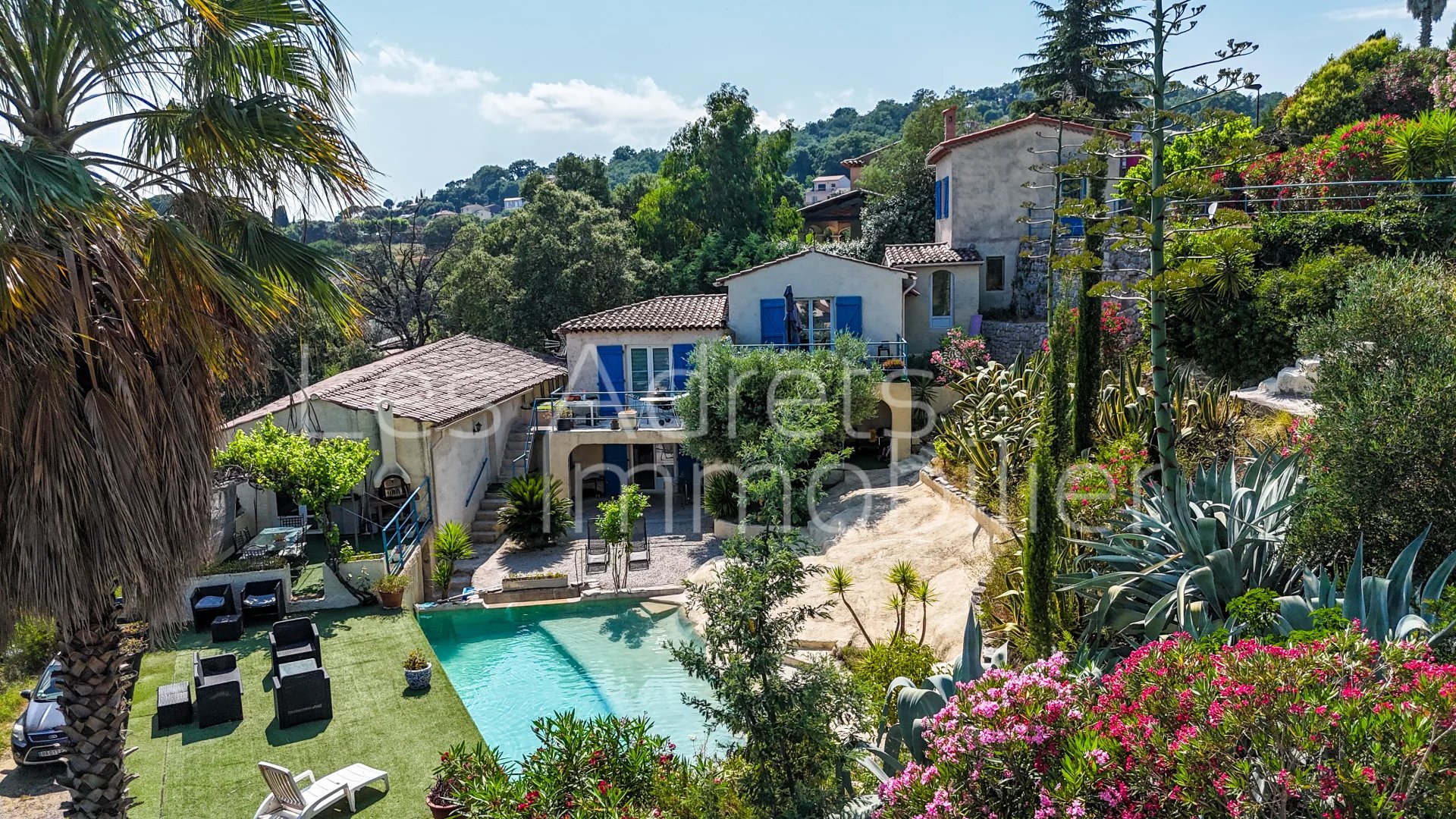 Agence immobilière de 