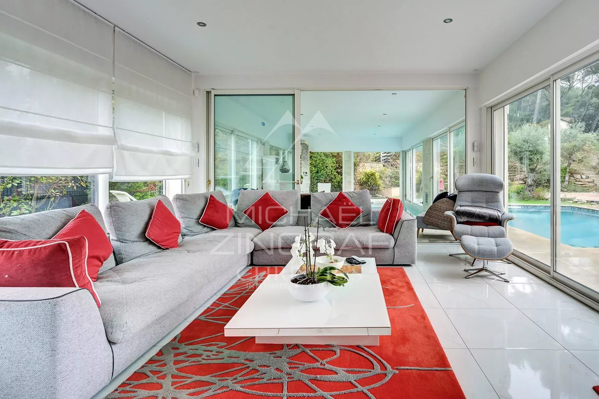 4 Bedroom Villa/Townhouse's Image 7