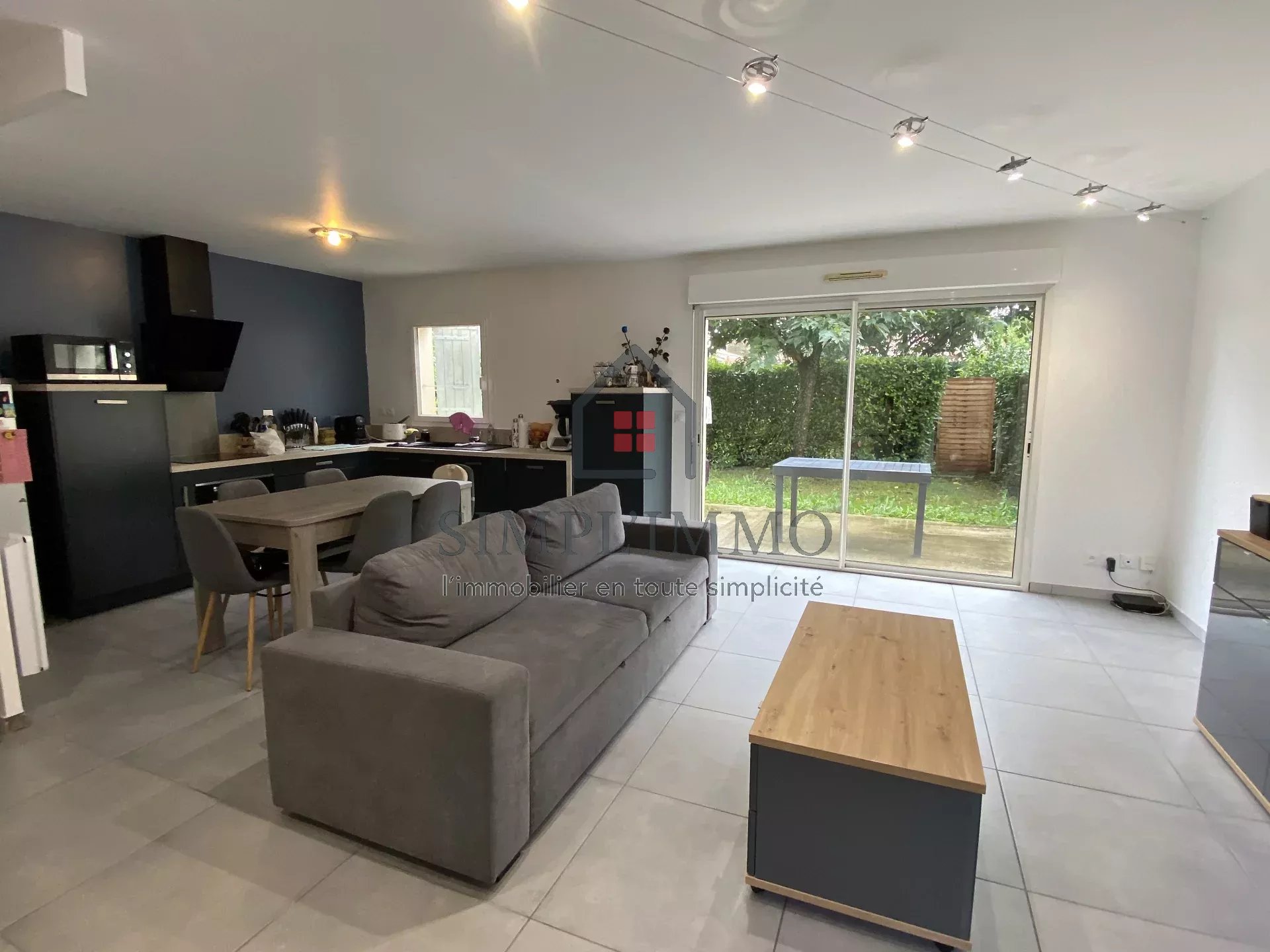 Maison Echillais 84 m²