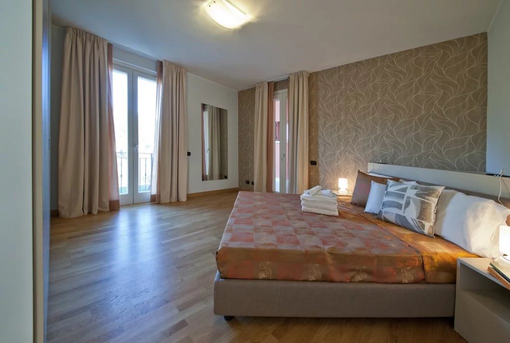 Villa à Menaggio, localité Croce - picture 21