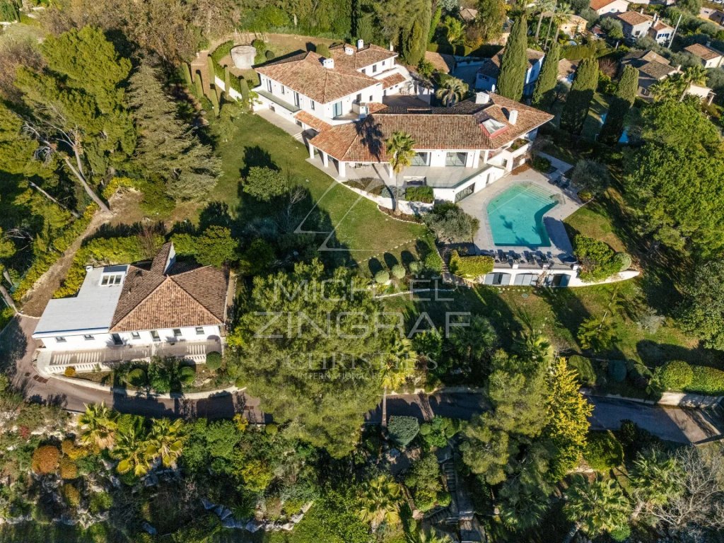 Villa for sale in Vence — Luxury Architect Villa in Vence | Modern Family Estate with Sea Views
