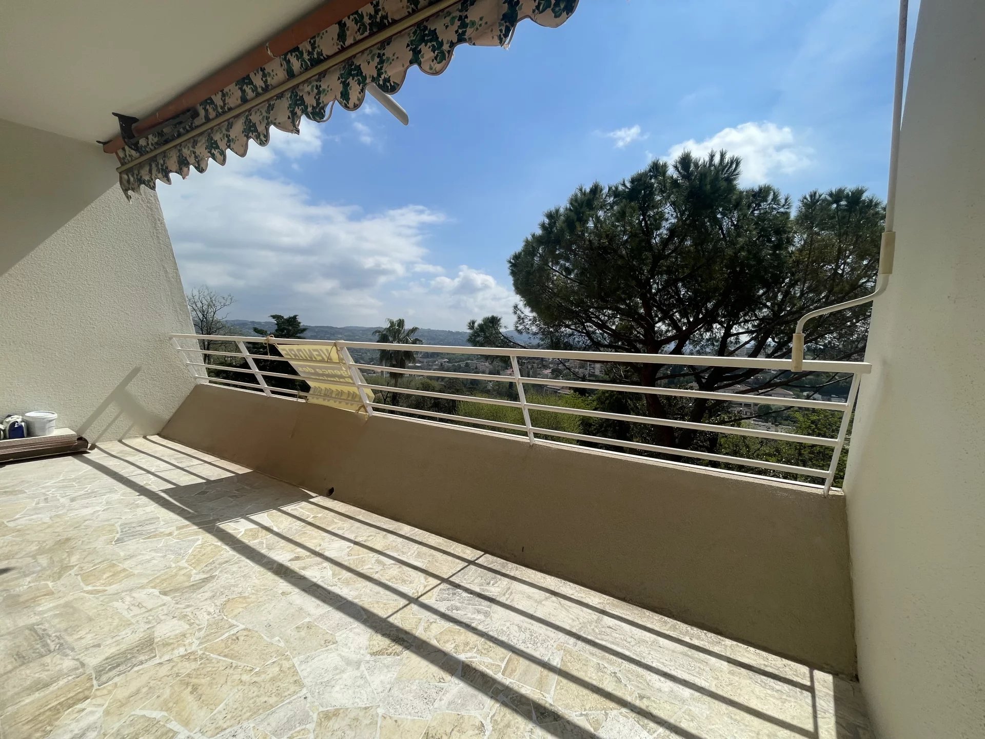 Grasse : Beau 3 pièces dans résidence de standing