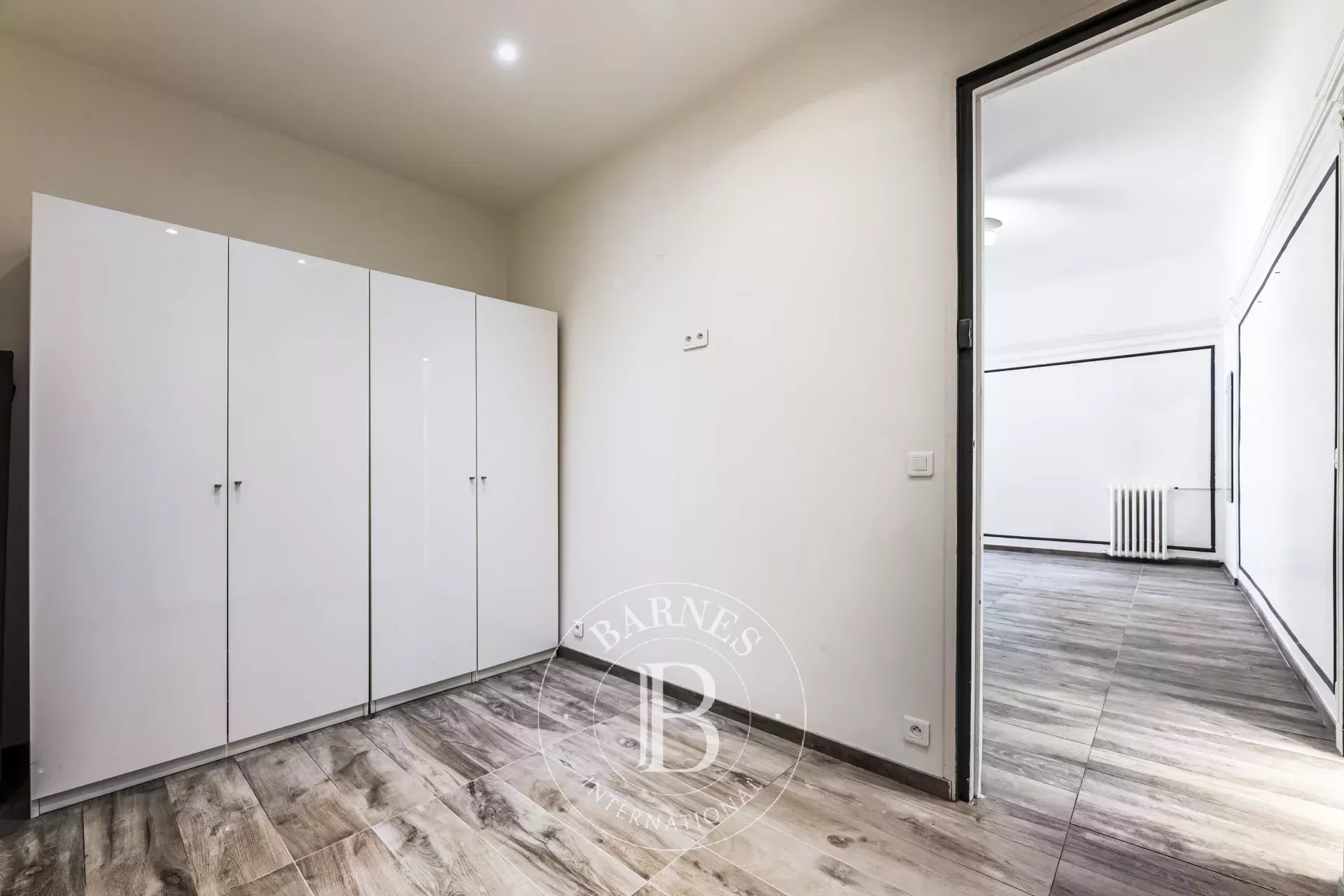 Daire Paris 8ème - picture 4