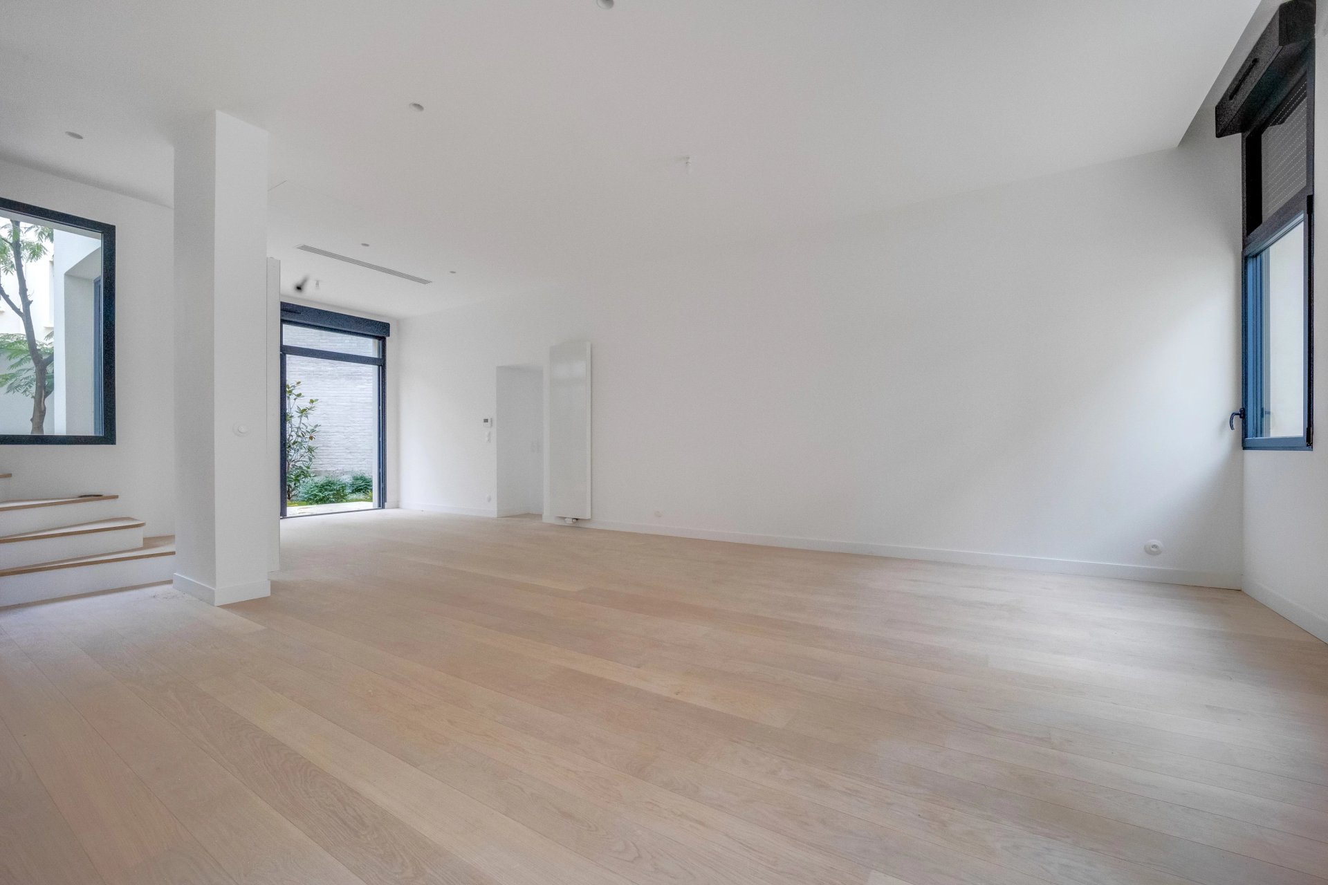 5 Bedroom Villa/Townhouse's Image 17
