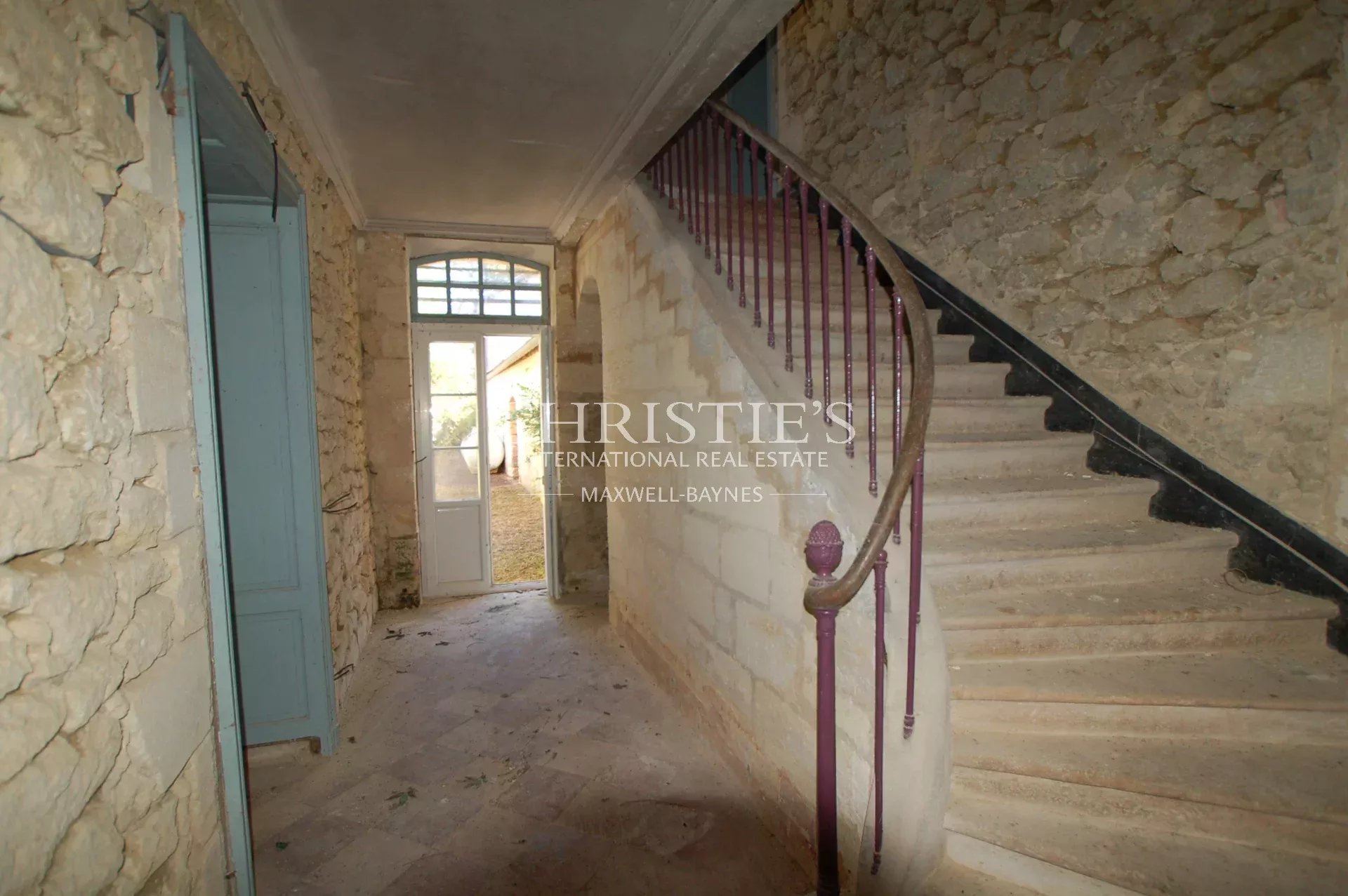 14 Bedroom Vineyard's Image 3