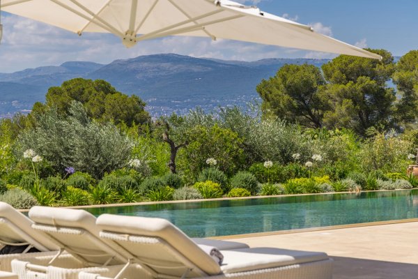 فيلا عائلية فاخرة من 6 غرف نوم في Mougins بإطلالات بانورامية — photo 3