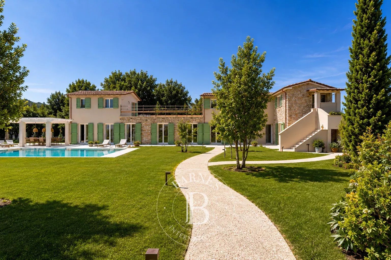 Nouvelle élégante villa de charme à Pietrasanta, à quelques kilomètres de la mer