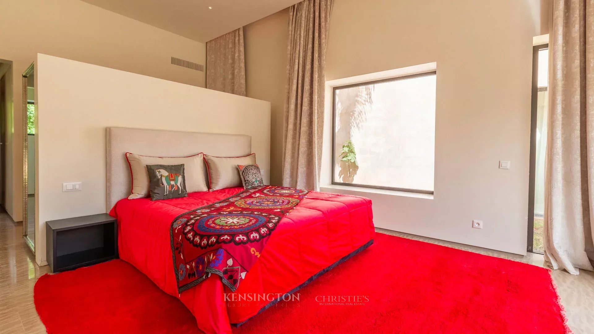 6 Bedroom Villa/Townhouse's Image 49