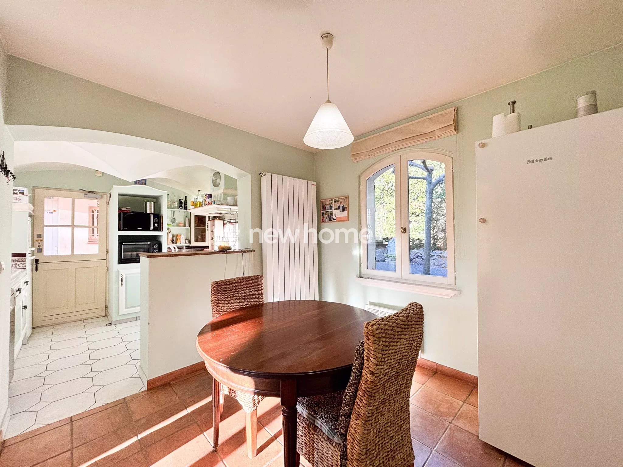 Bastide provençale de 160 m² sur un terrain d'un hectare avec vue dégagée!