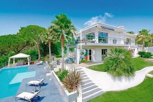 Villa for sale in Vallauris — Luxury Sea View Villa for Sale in Super Cannes | Legacy Family Estate