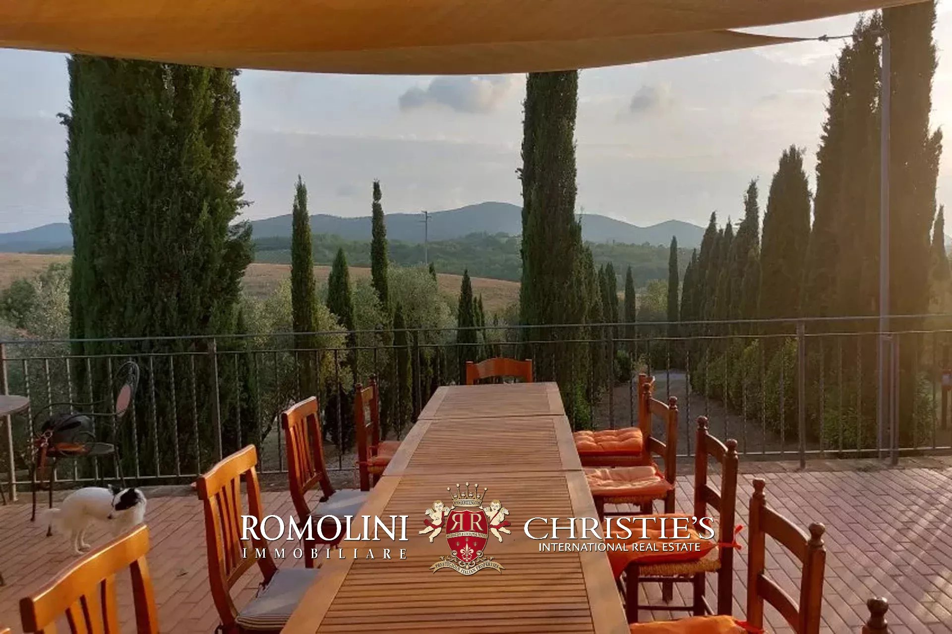 6 Bedroom Vineyard's Image 13