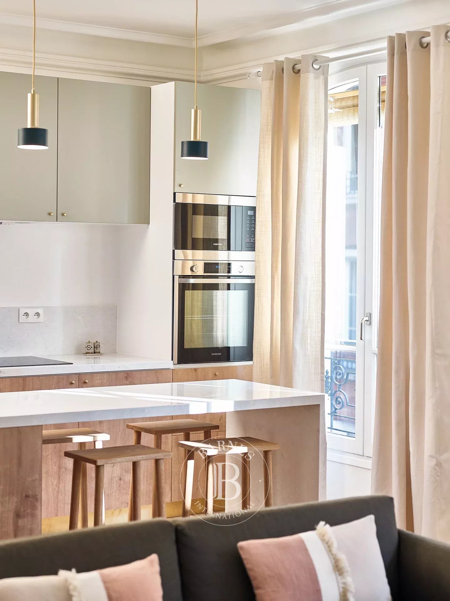 Daire Paris 3ème - picture 9