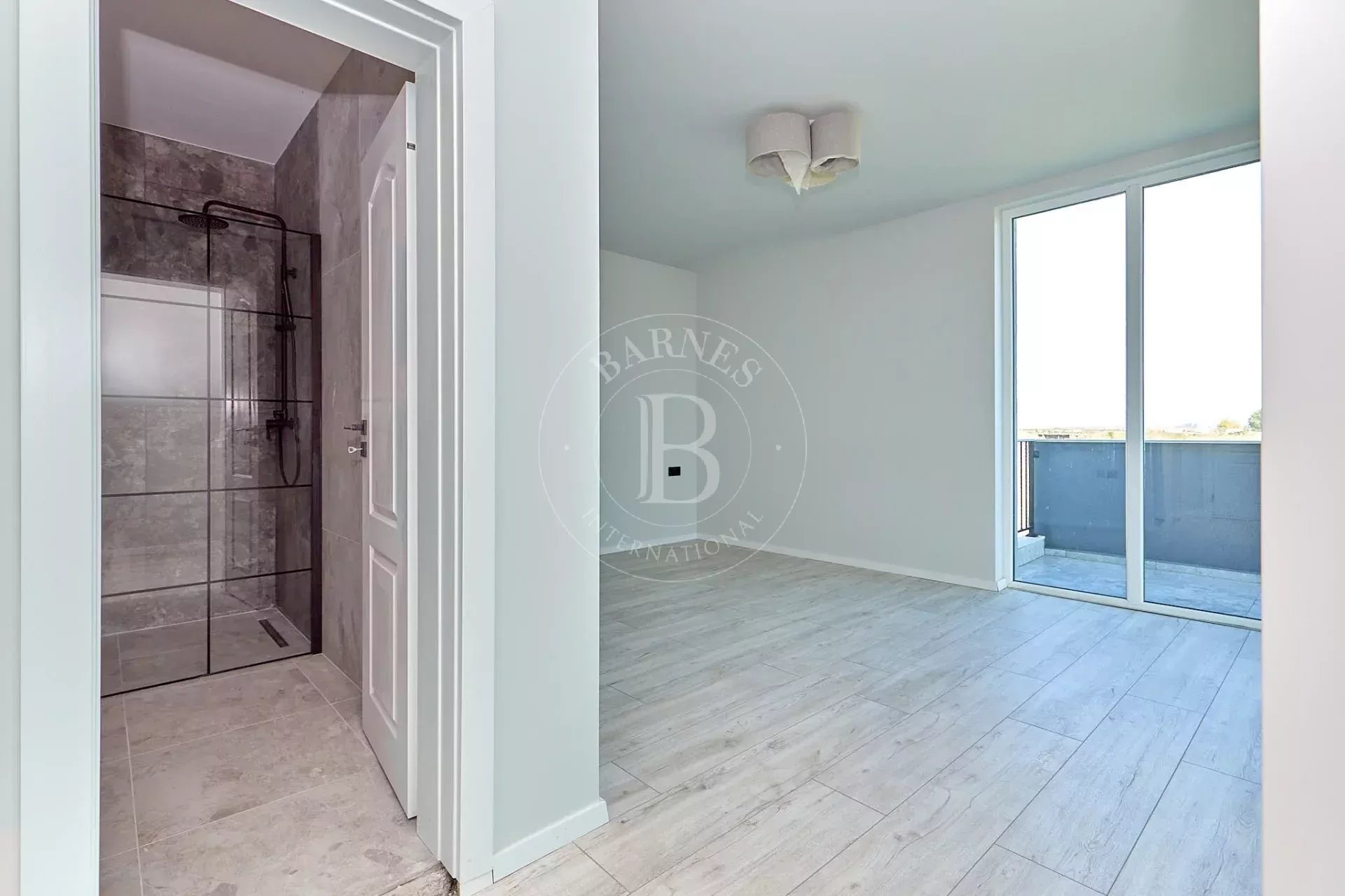 Aheloy  - Maison 7 Pi&egrave;ces 3 Chambres - picture 14