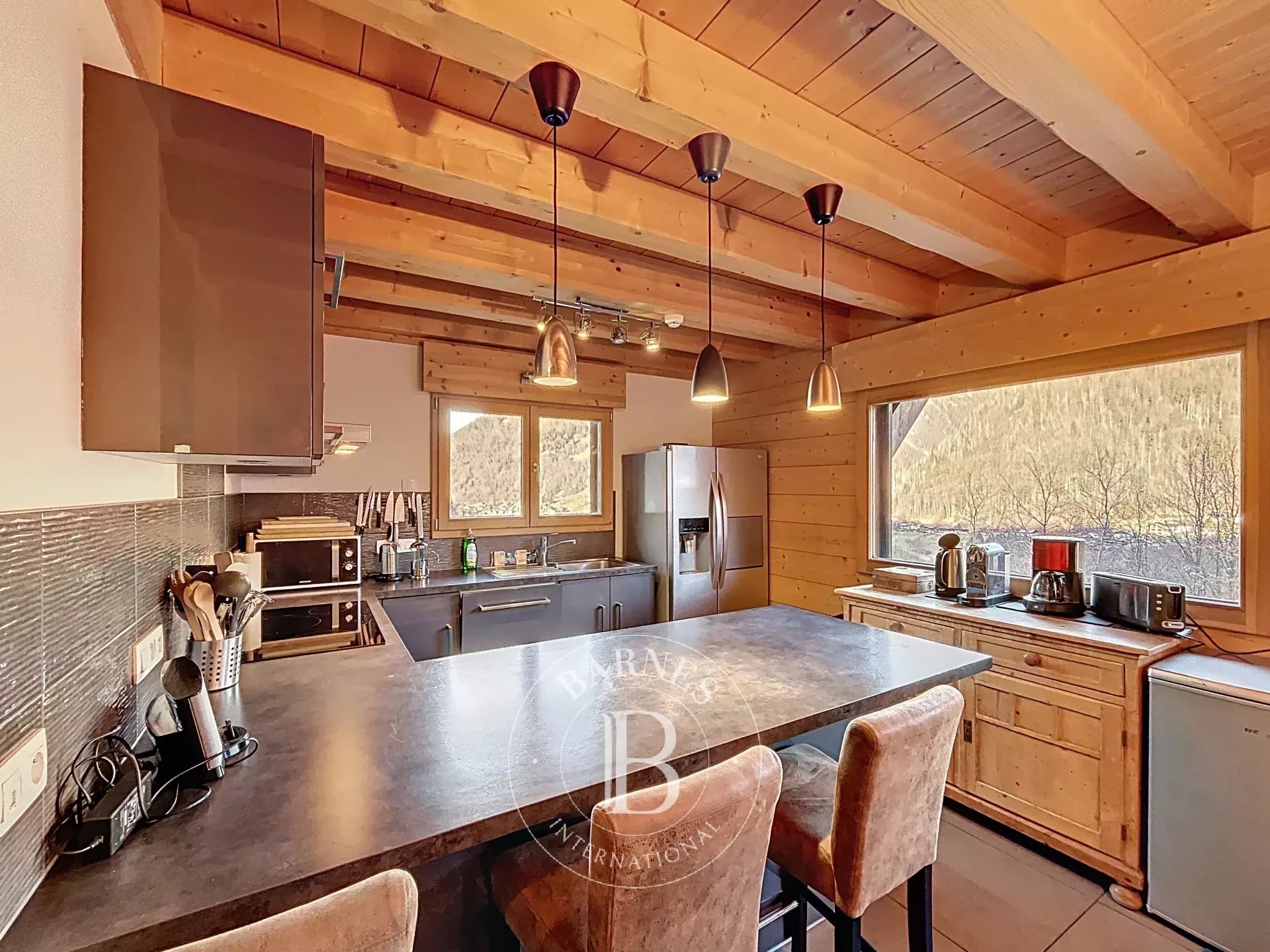 Photo of Morzine – Contemporary Chalet – 230 sqm – 7 Bedrooms – Mountain Views