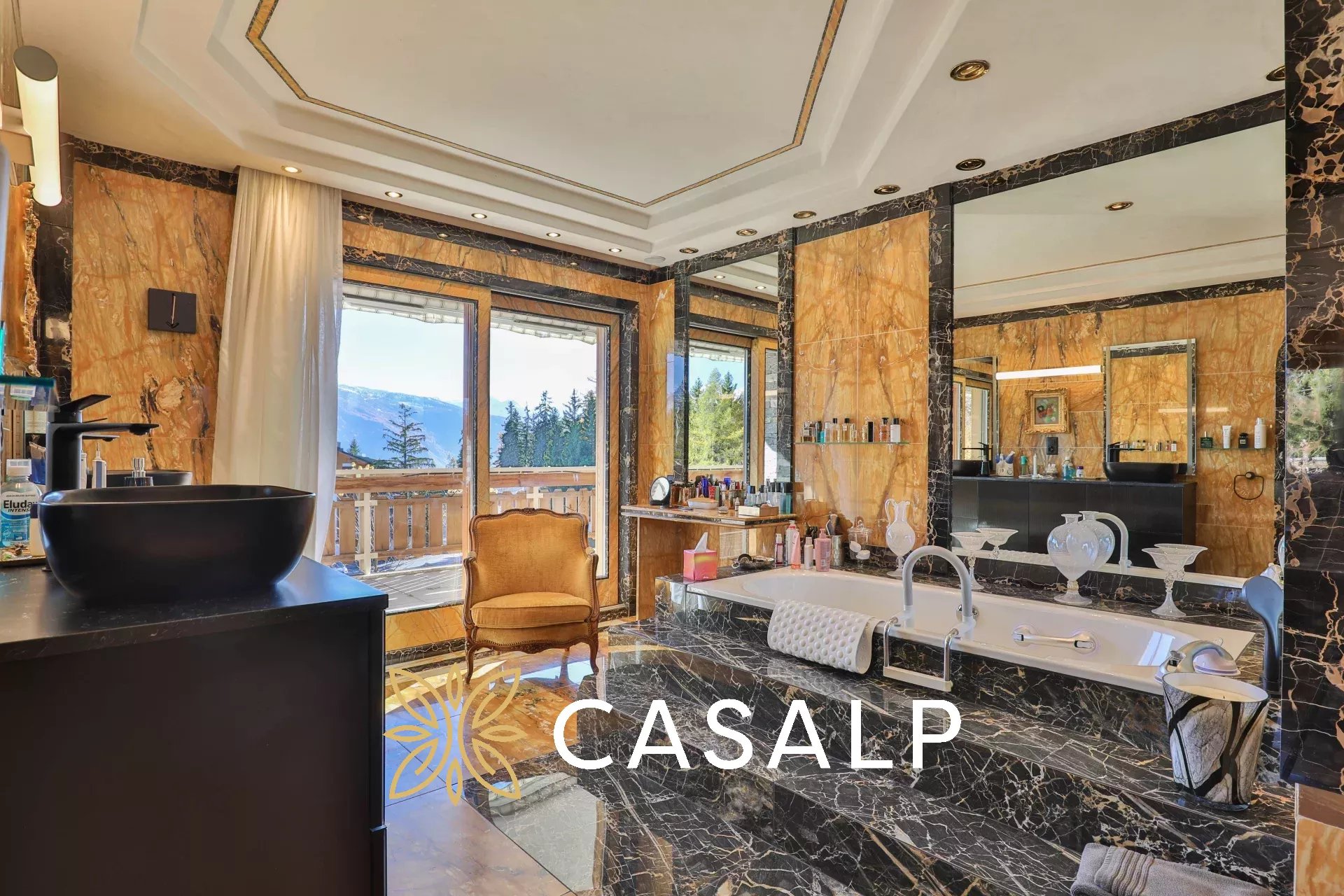 Somptueux appartement de 6.5 pièces de luxe