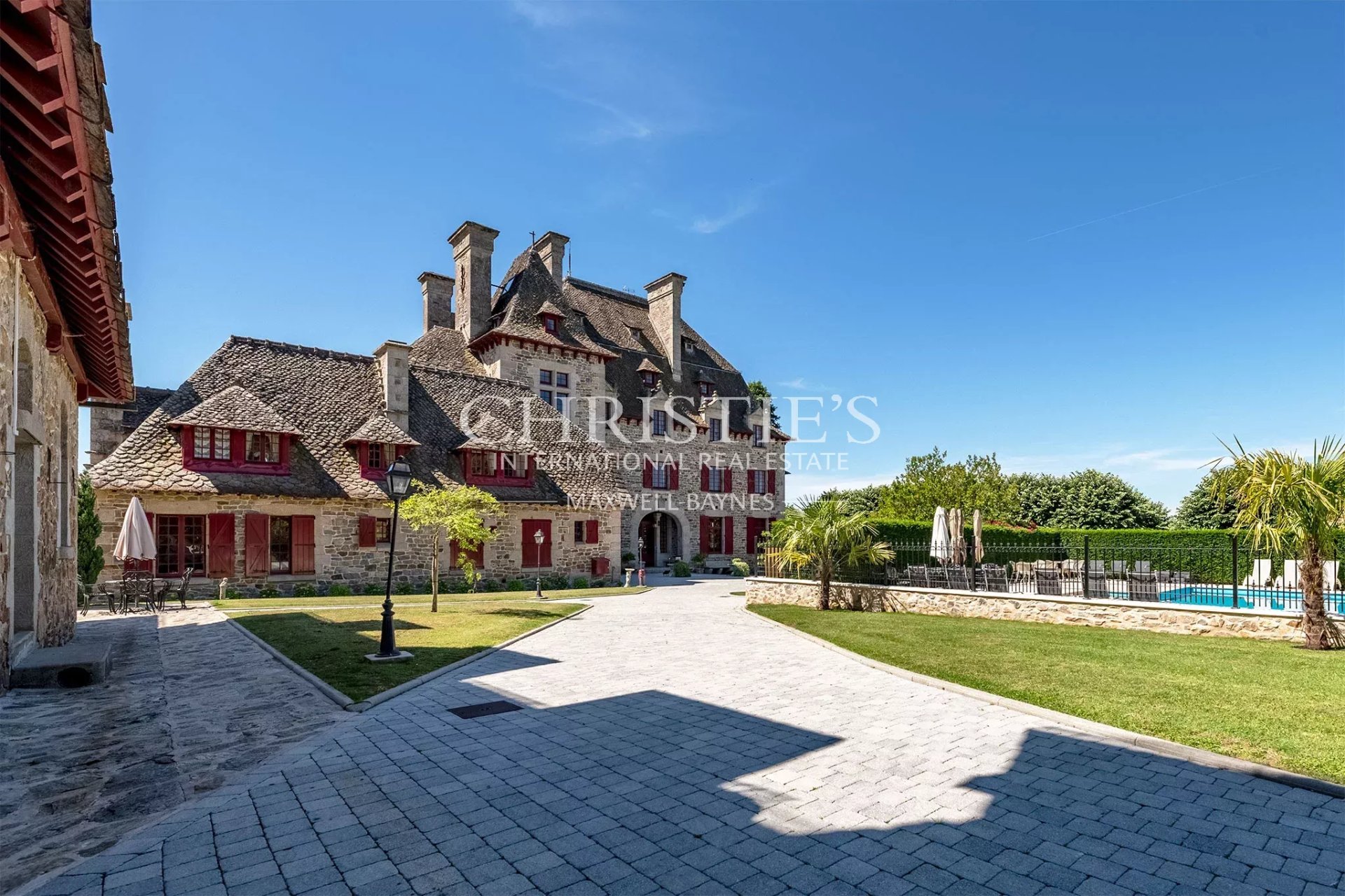 38 Bedroom Chateau's Image 84