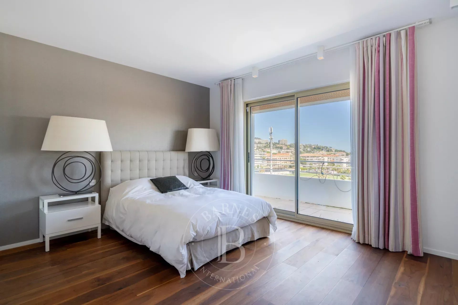CO-EXCLUSIVITY - CANNES CROISETTE - 6-ROOM APARTMENT - MODERN - PANORAMIC SEA VIEW - picture 15