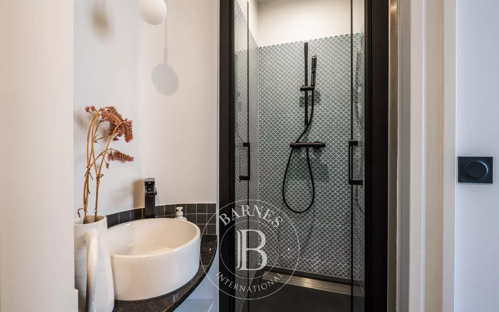 Daire Paris 18ème - picture 8