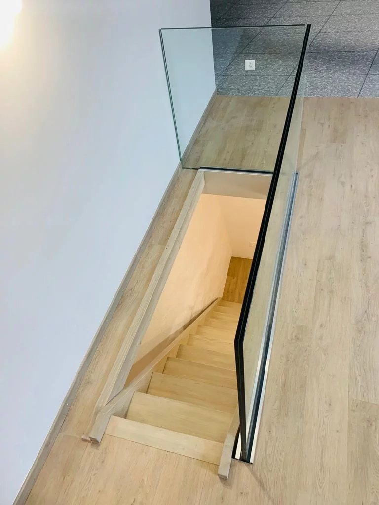 Renovated commercial premises with garden