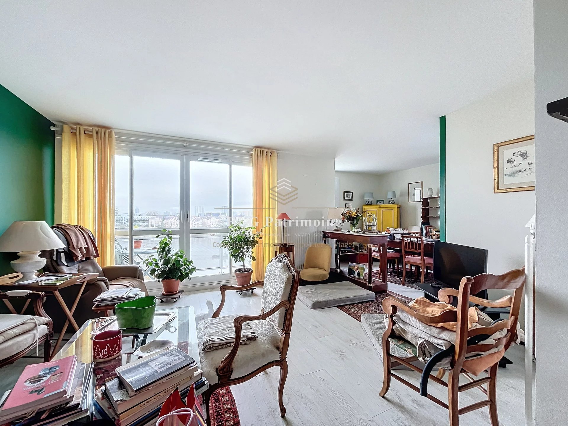 Agence immobilière de 