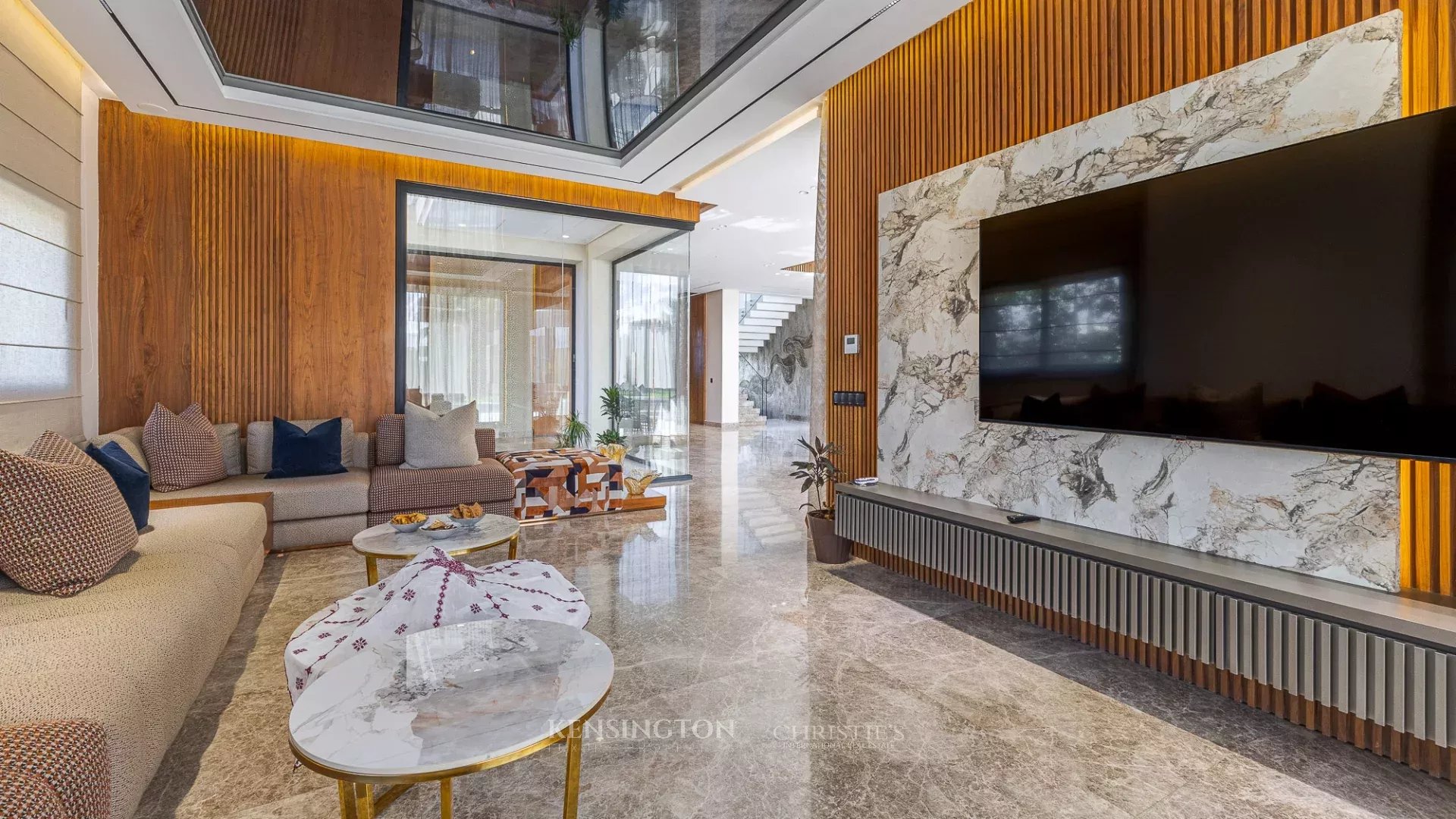 5 Bedroom Villa/Townhouse's Image 6