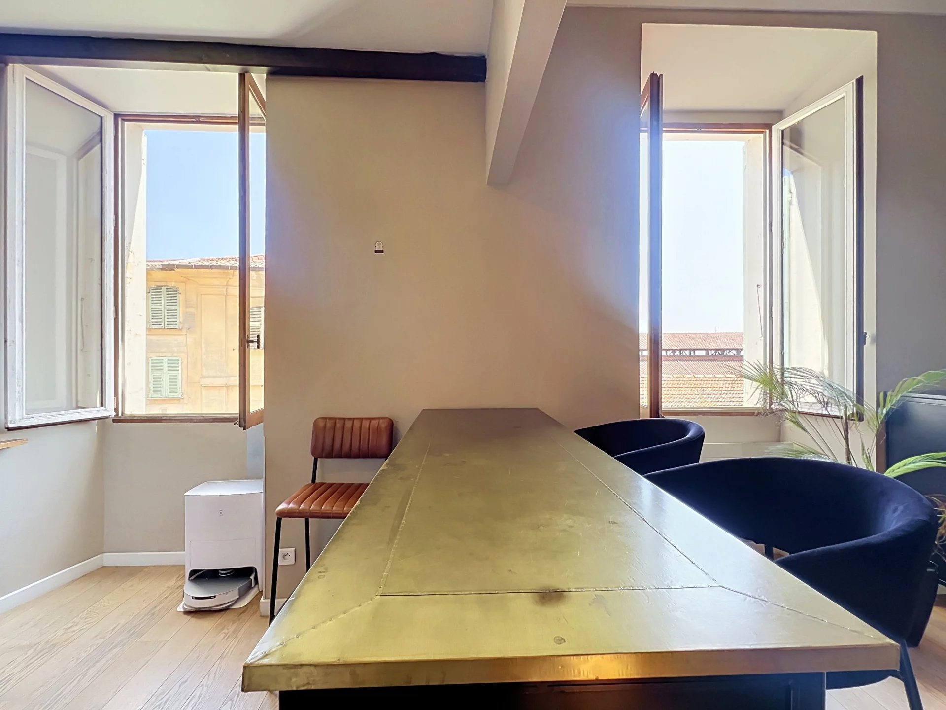 Appartamento luminoso con vista mare a Menton