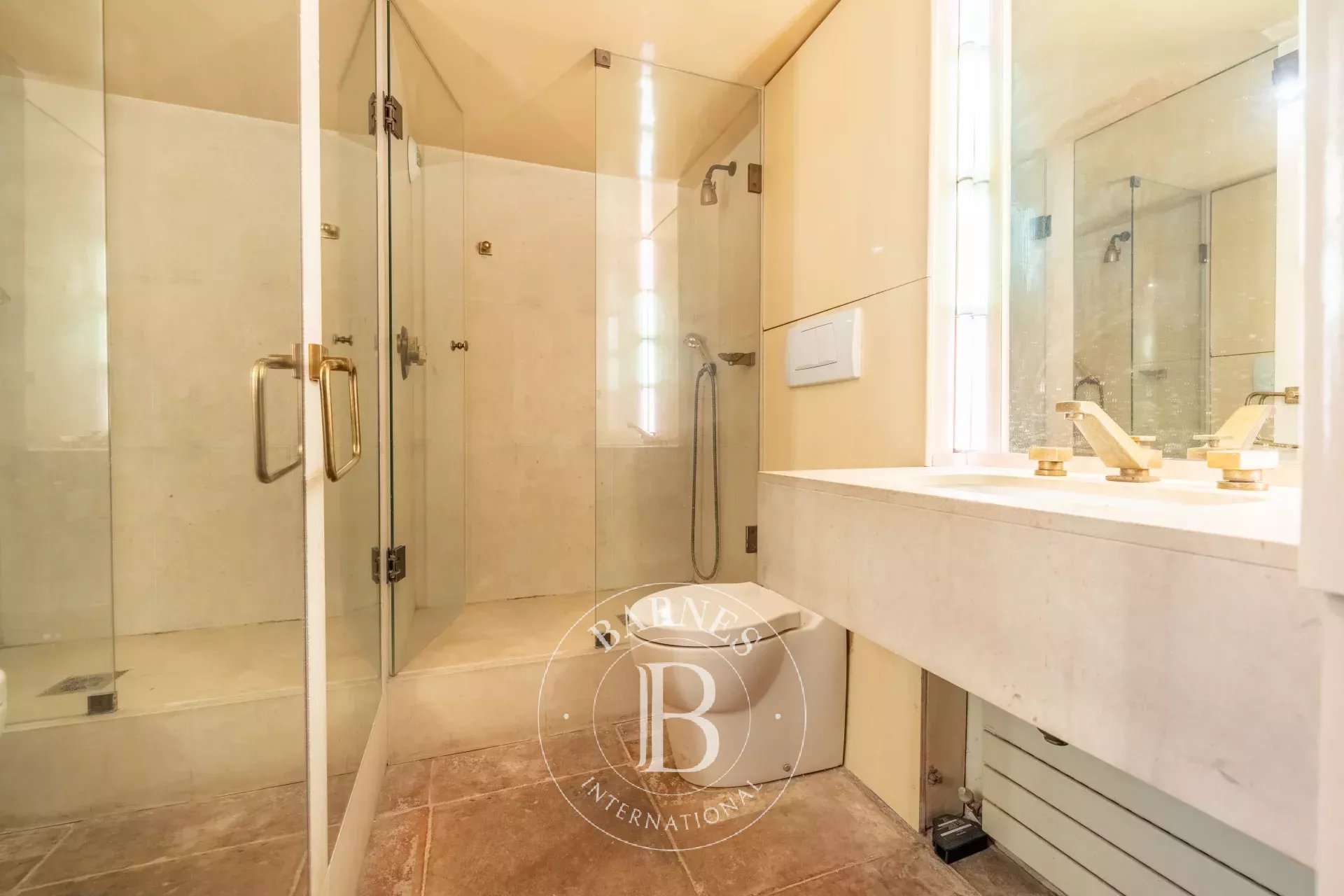 Daire Paris 4ème - picture 22