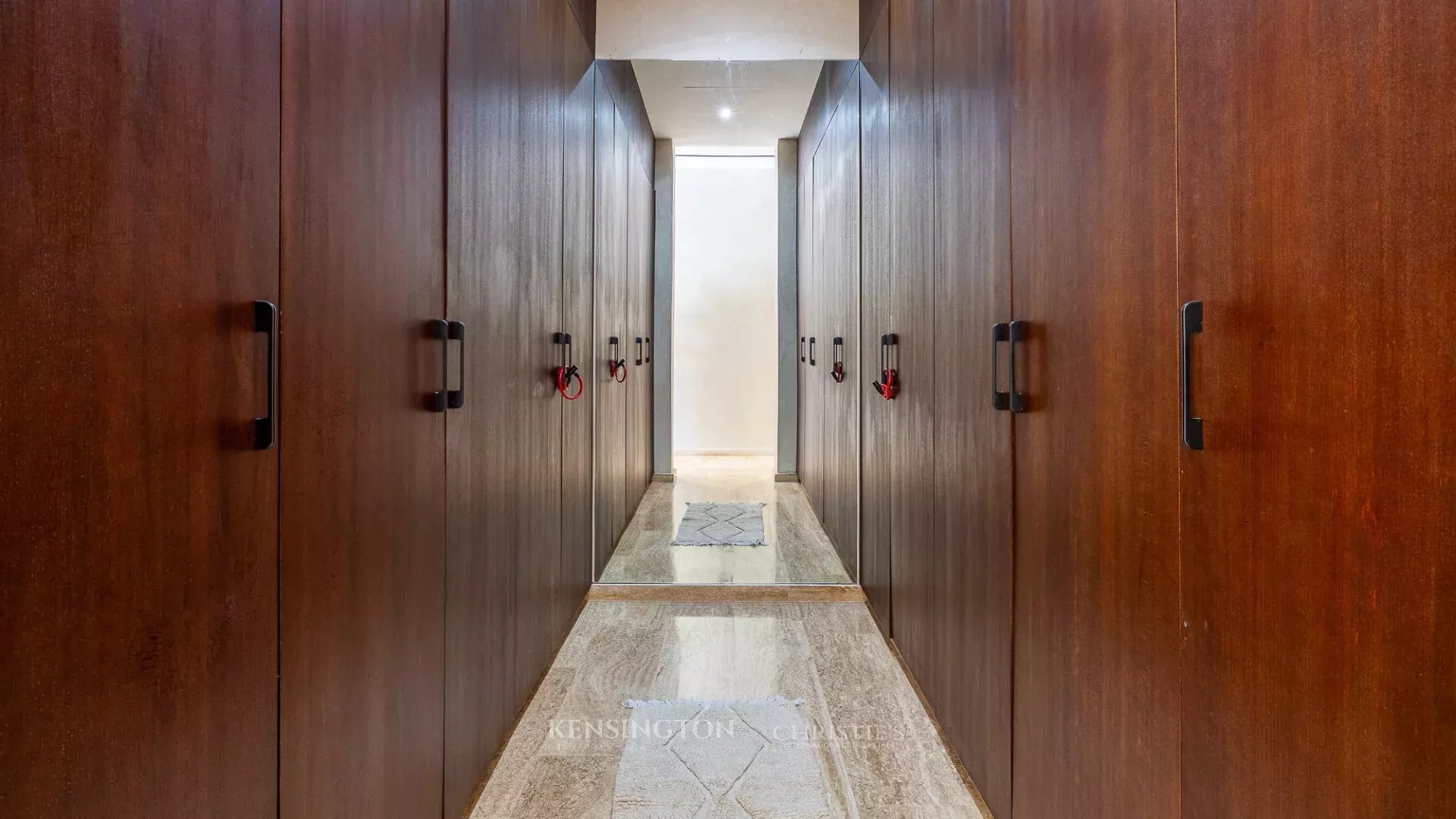 5 Bedroom Villa/Townhouse's Image 45