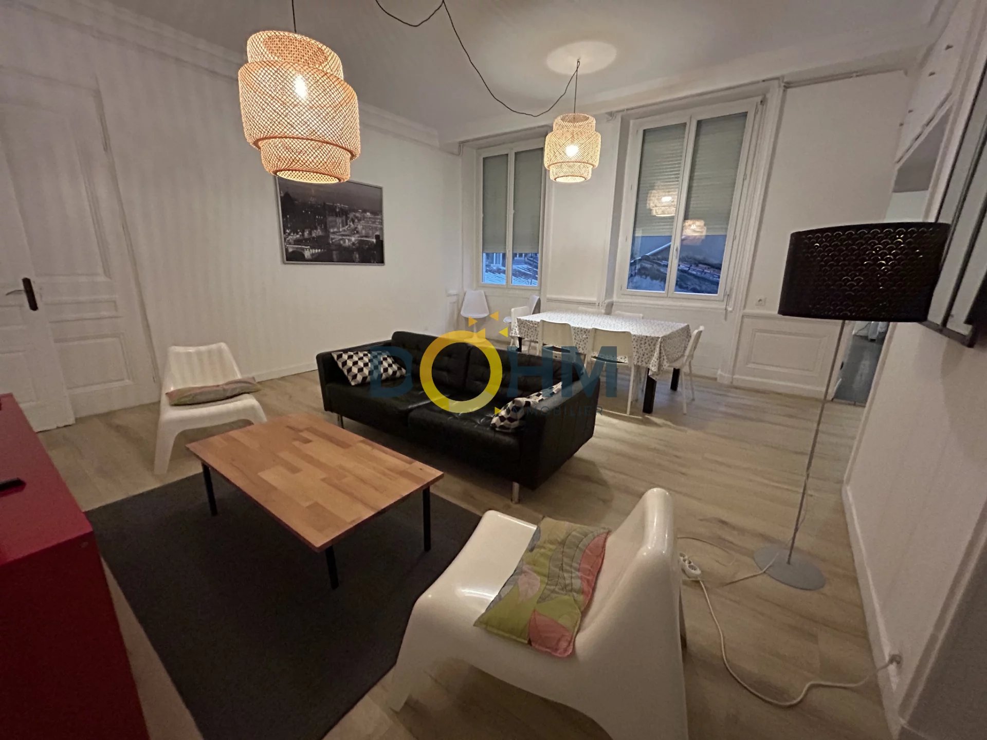 EXCLUSIVITE SAINT ETIENNE  HYPER CENTRE VILLE 140M2 MEUBLE I