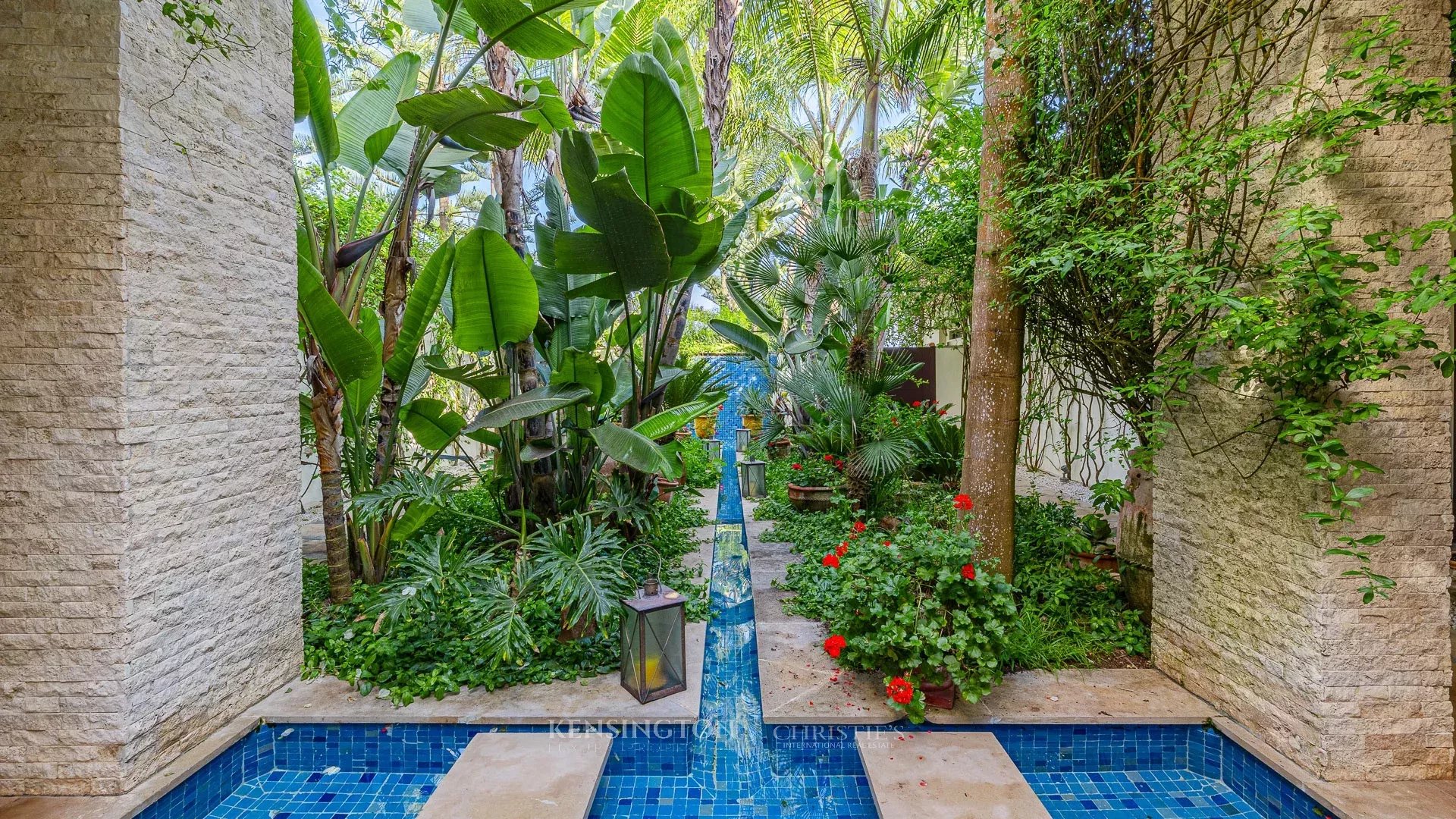 5 Bedroom Villa/Townhouse's Image 10