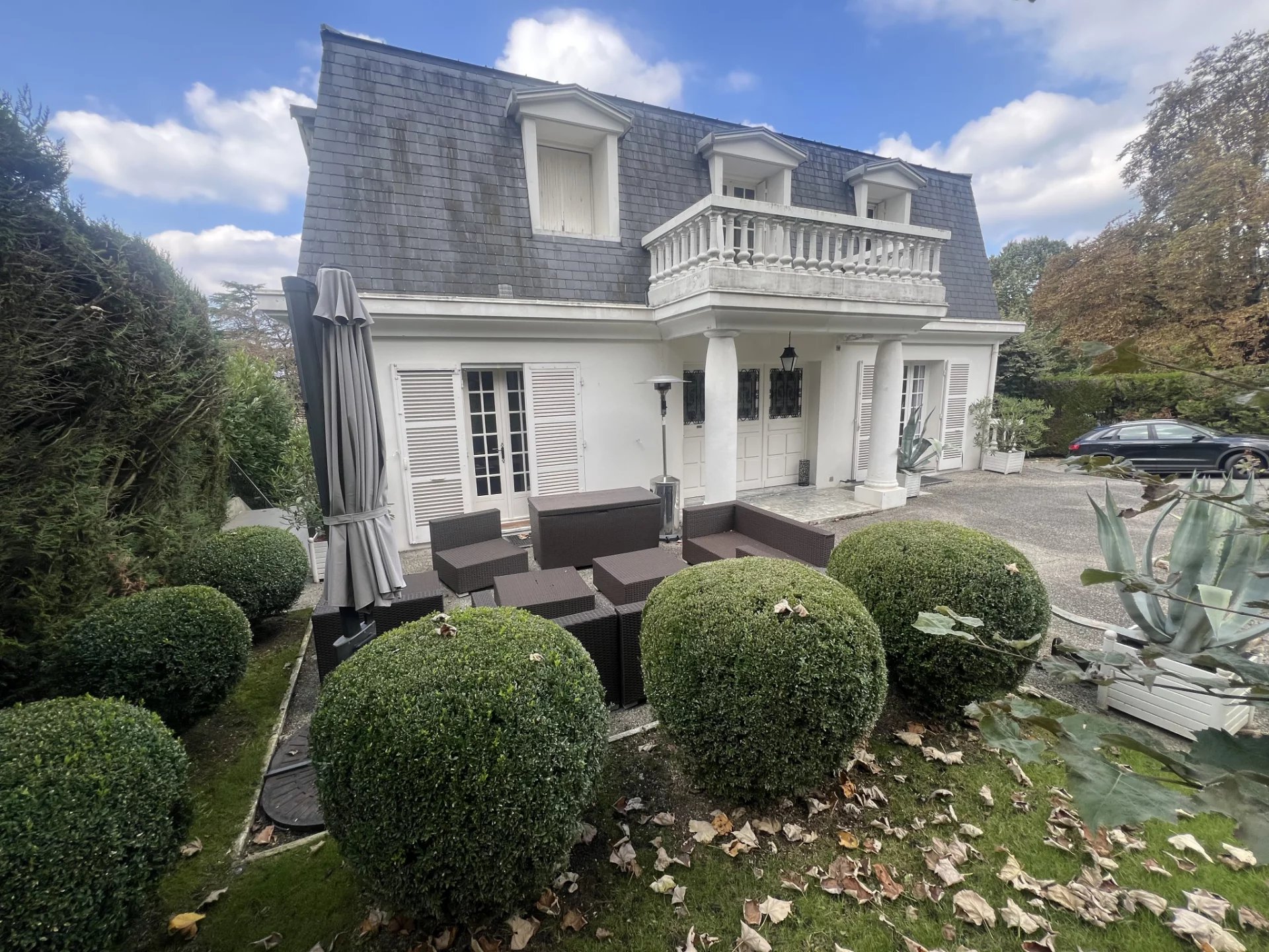 Maison familiale rare à vendre à Aix-les-Bains   Propriété a