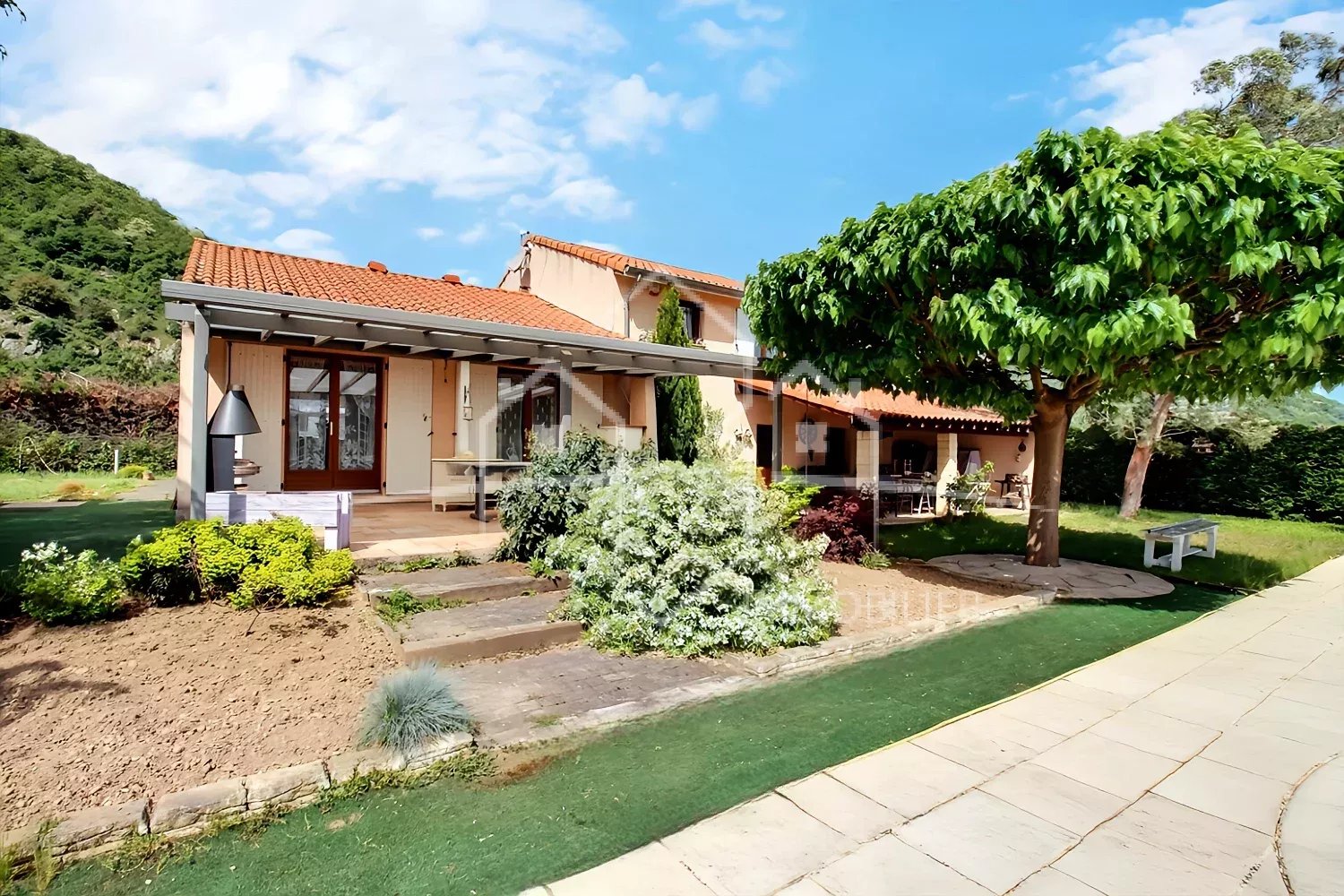 Maison 103 m² avec 4ch, 1915 m² de terrain