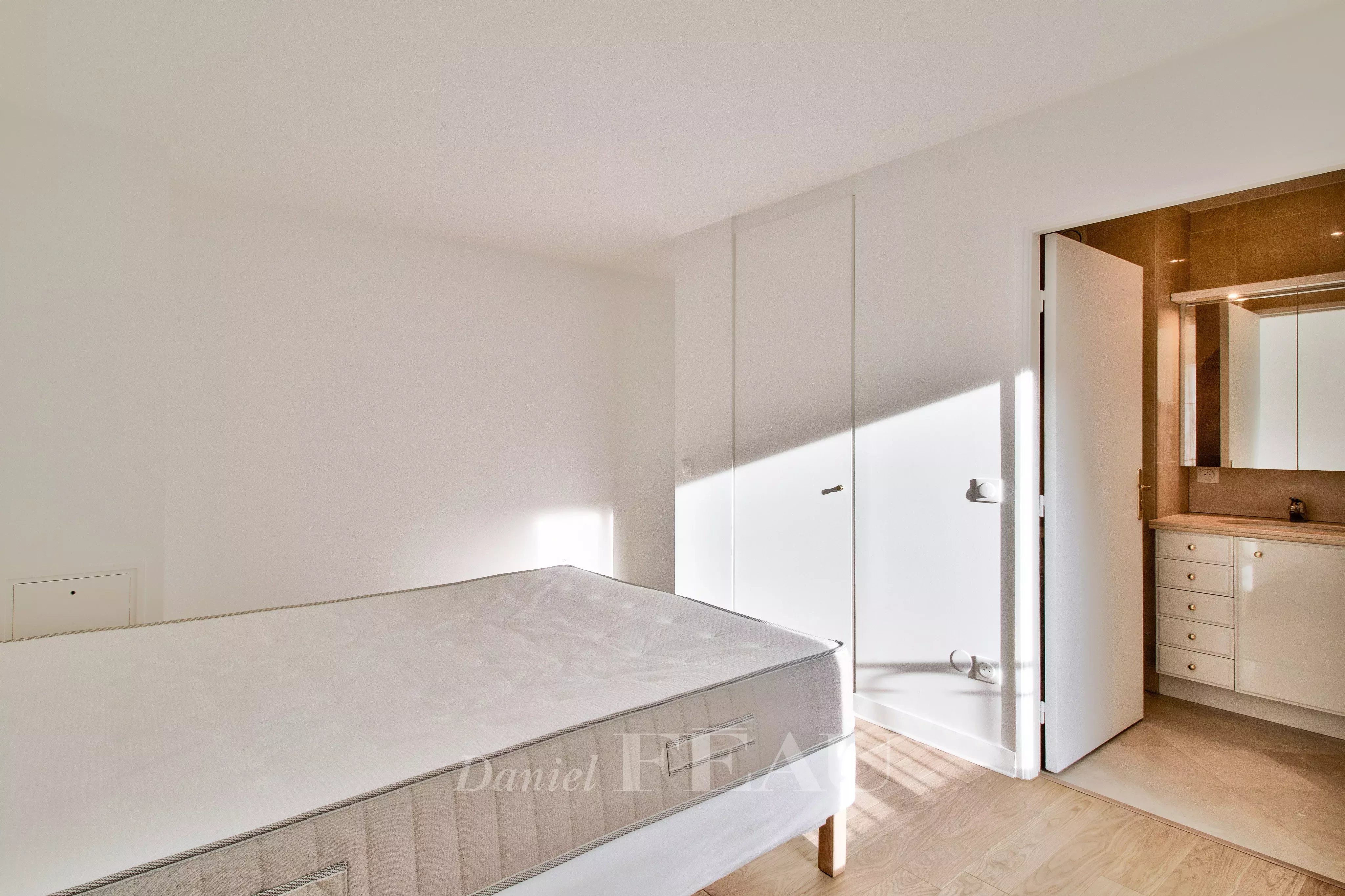 Location Appartement Paris 17ème