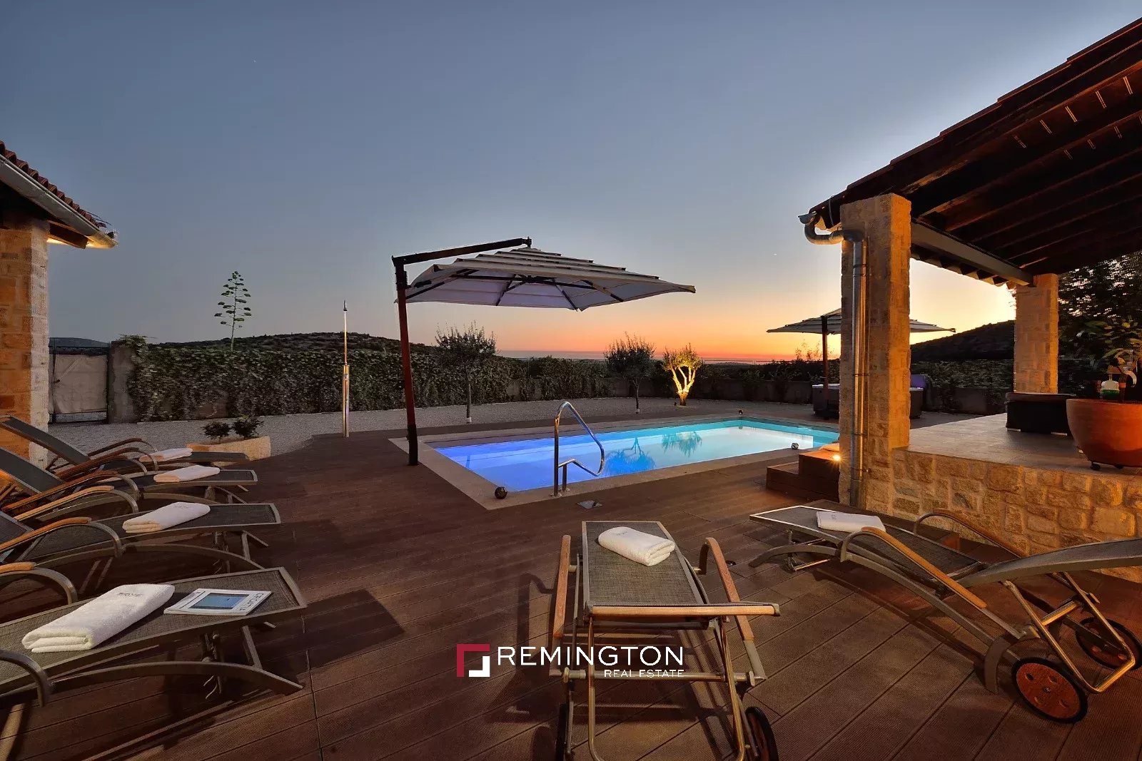 4 Bedroom Villa/Townhouse's Image 21