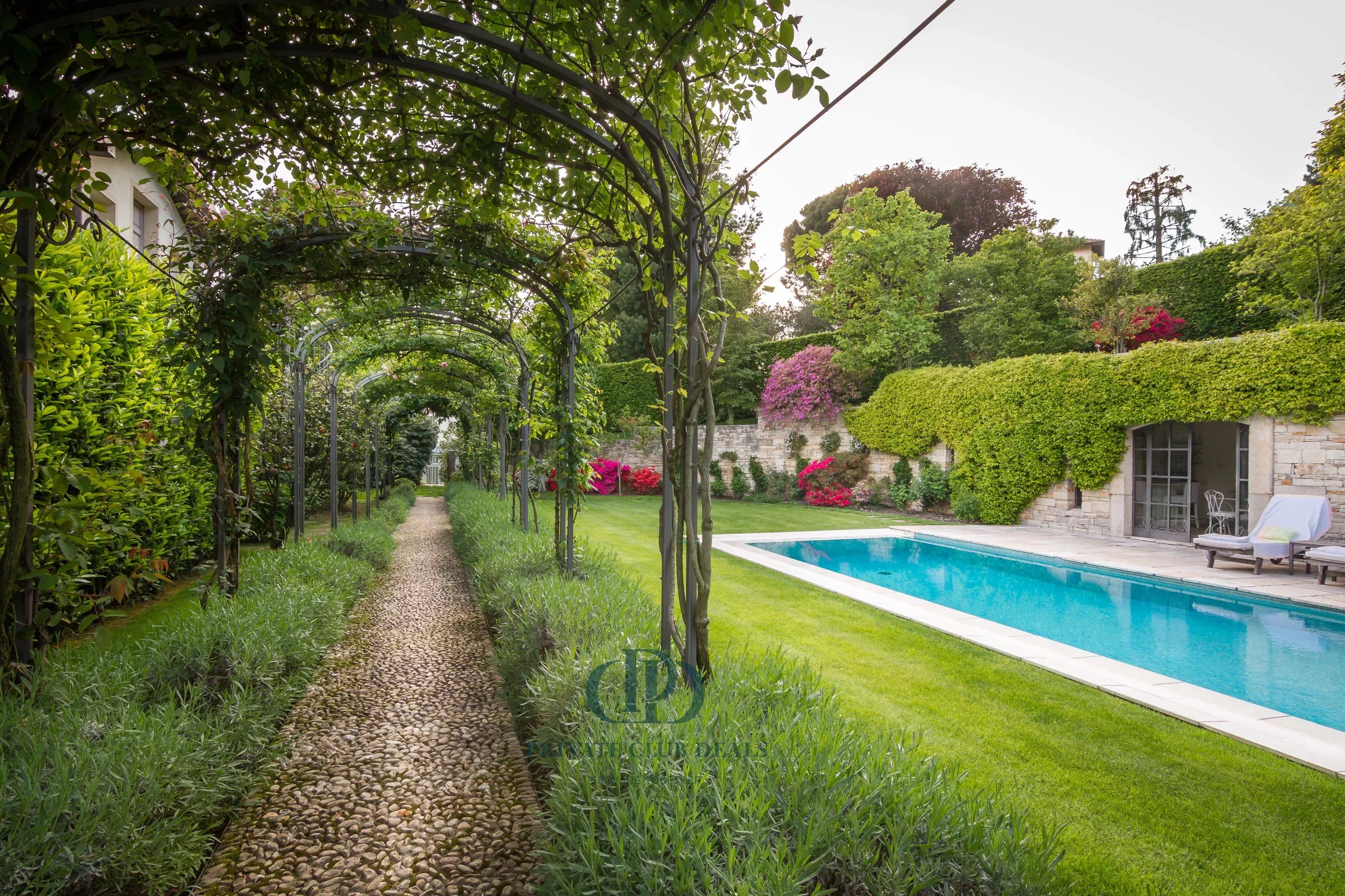 Villa Cernobbio - picture 6