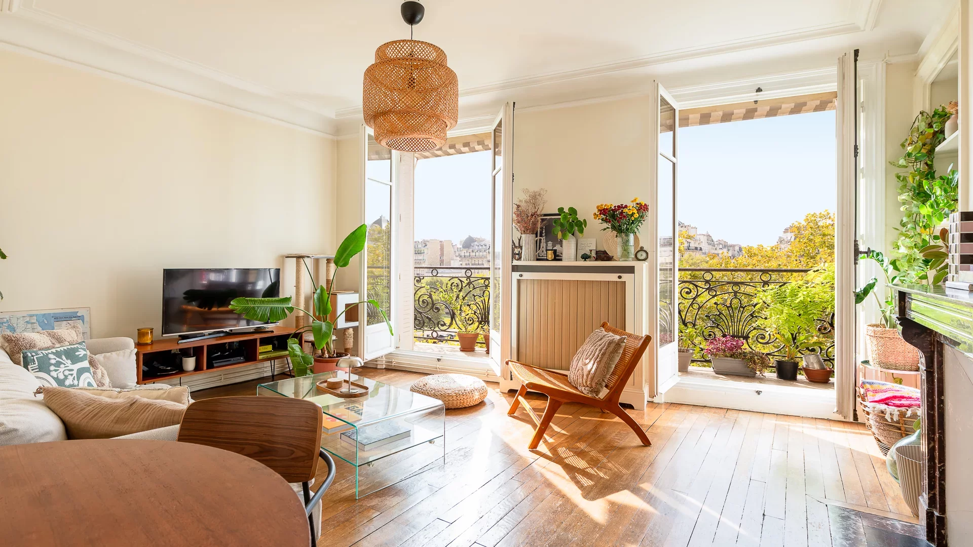 Paris 7e - PLACE DE BRETEUIL