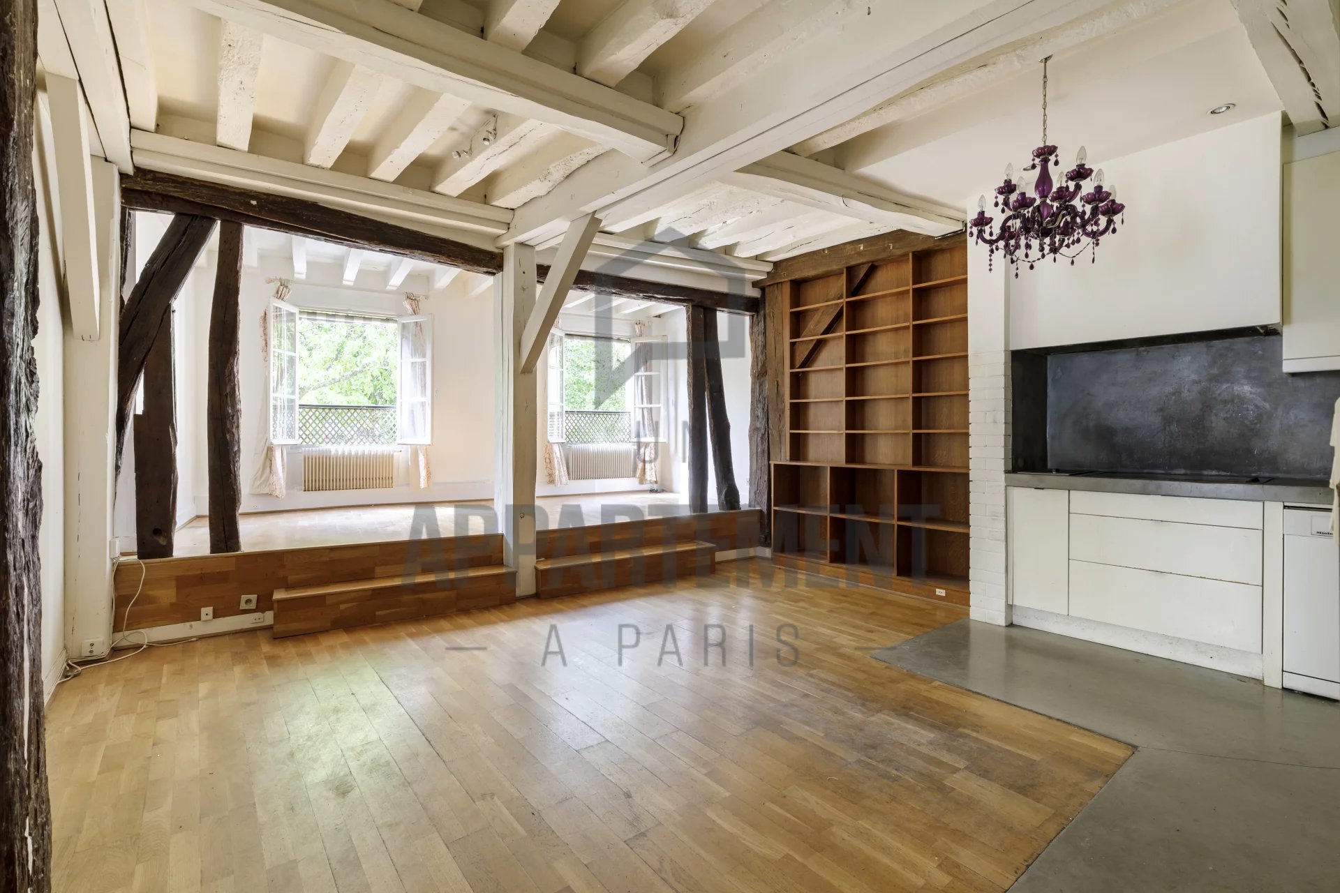 Agence immobilière de Un Appartement À Paris