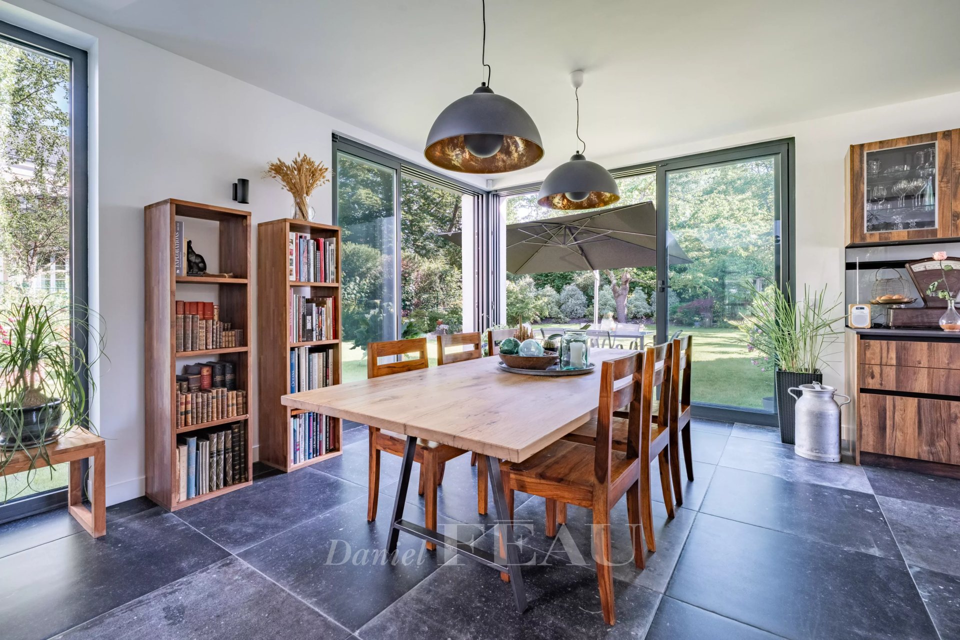 4 Bedroom Villa/Townhouse's Image 7