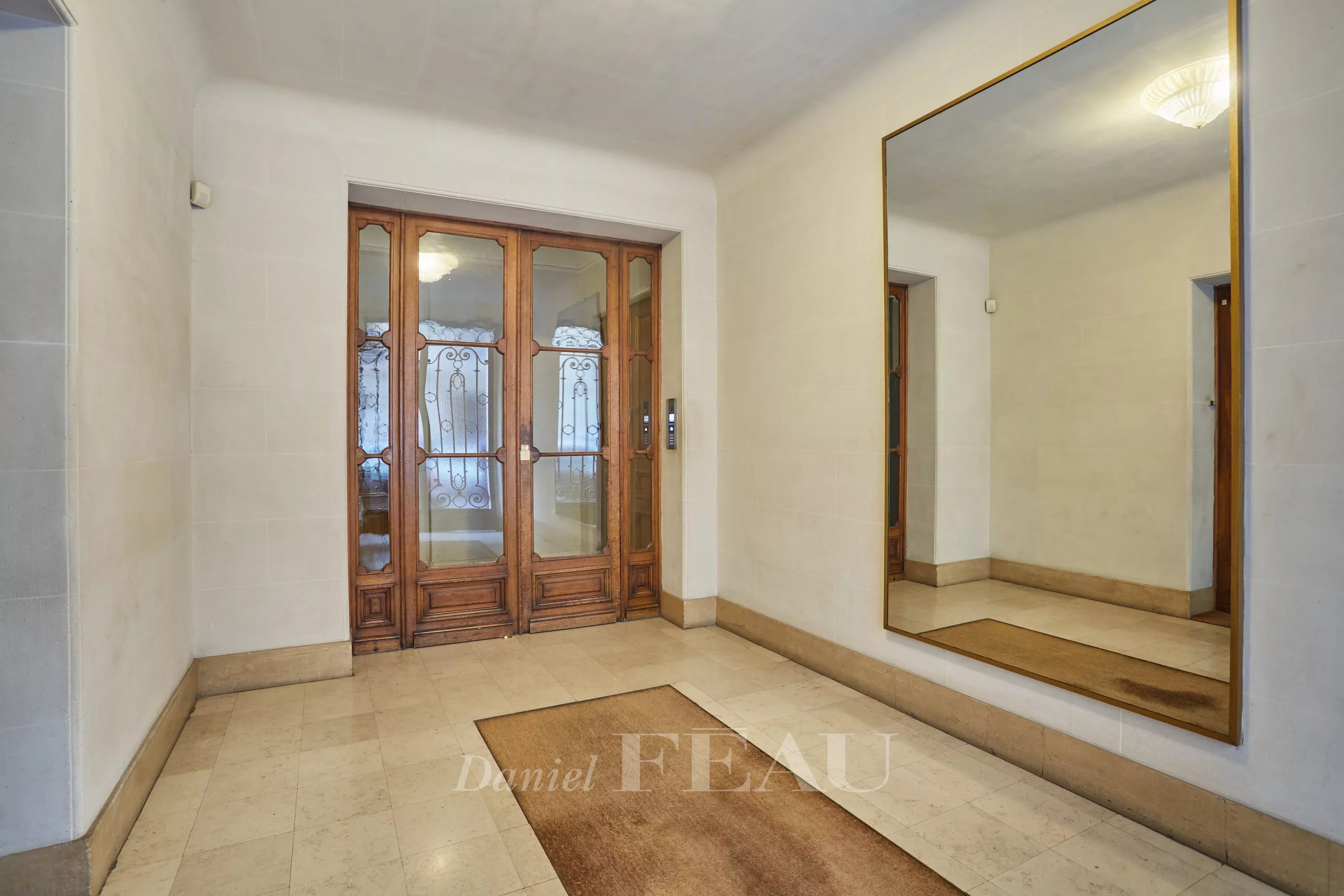 Location Appartement Paris 16ème