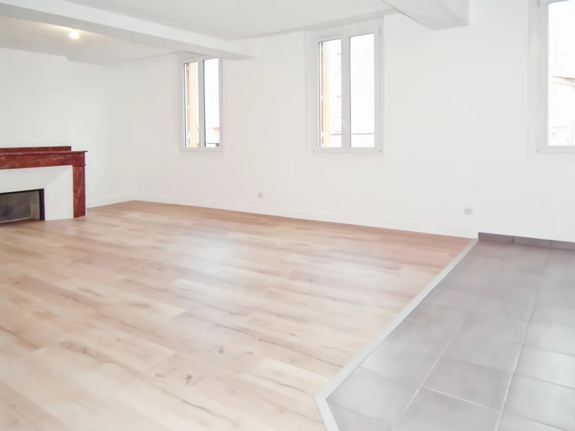 COEUR BONNEFOY - TB T3 DUPLEX 71 M² AU 1ER ETAGE