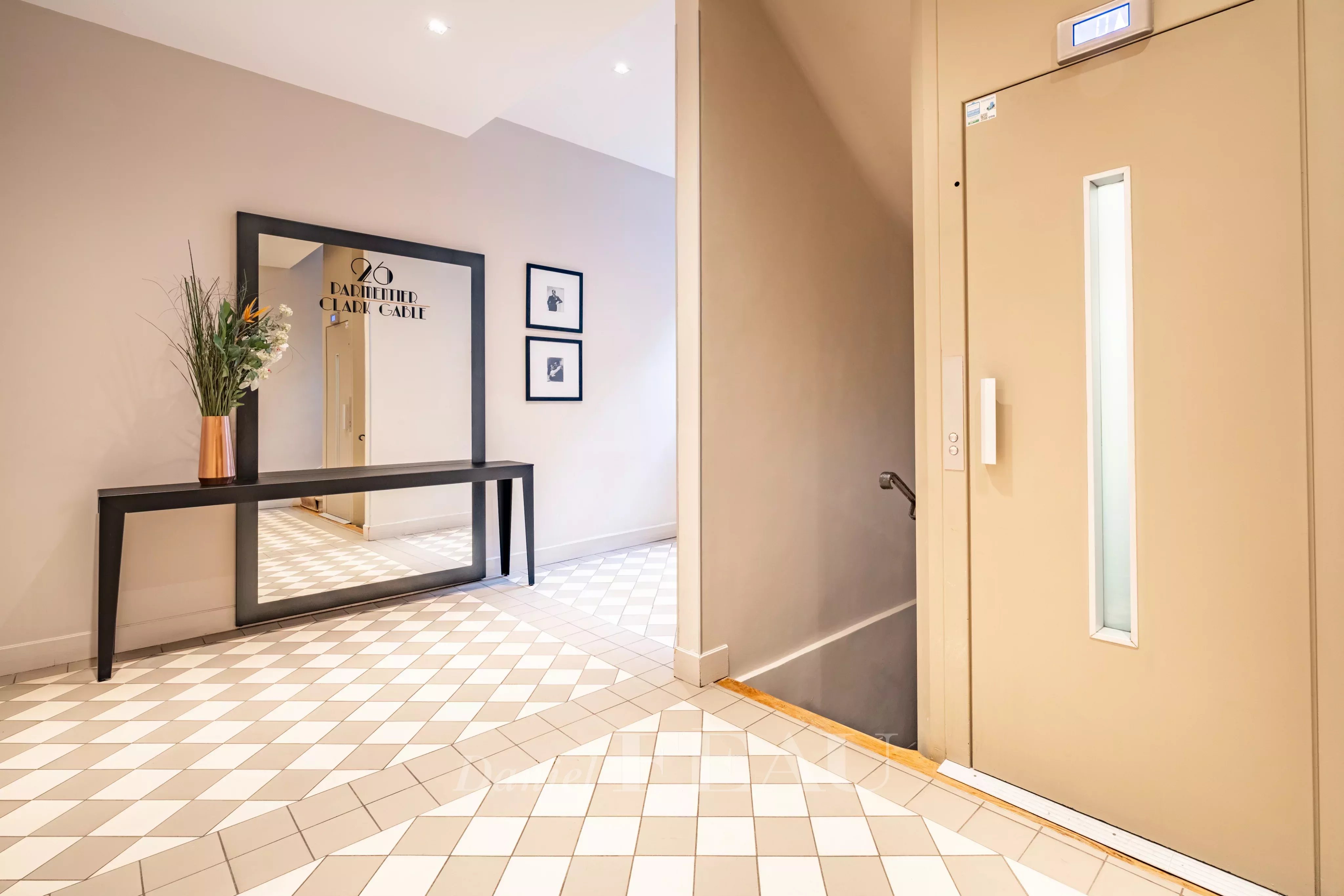 Sale Apartment Neuilly-sur-Seine