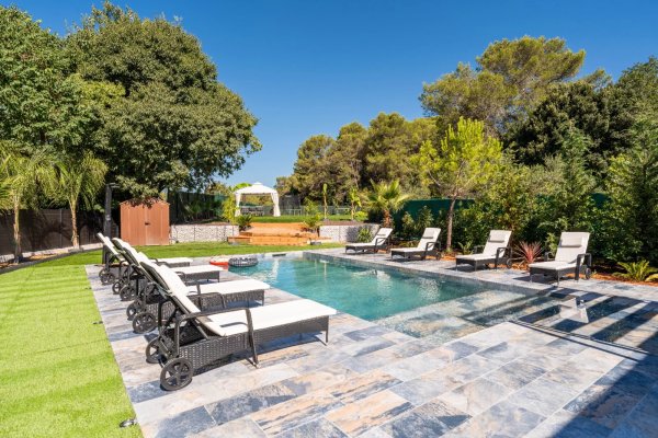 Renovierte Luxusvilla zum Verkauf in Mougins | Familiensitz mit Pool — photo 7