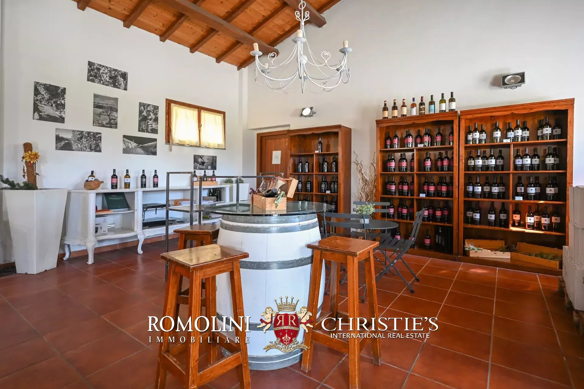 35 Bedroom Villa/Townhouse's Image 88