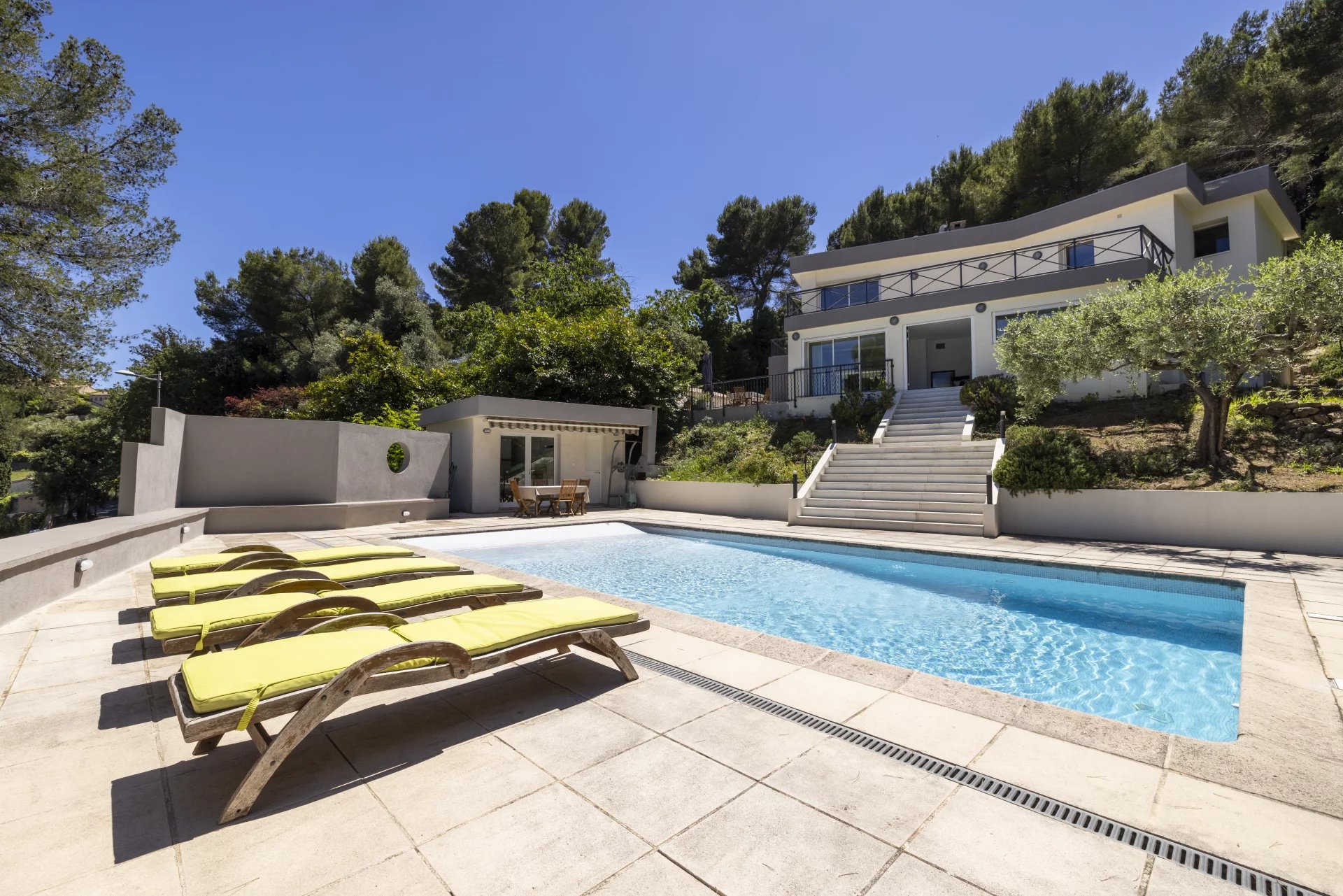 Villa contemporaine de 155m2 avec vue dégagée