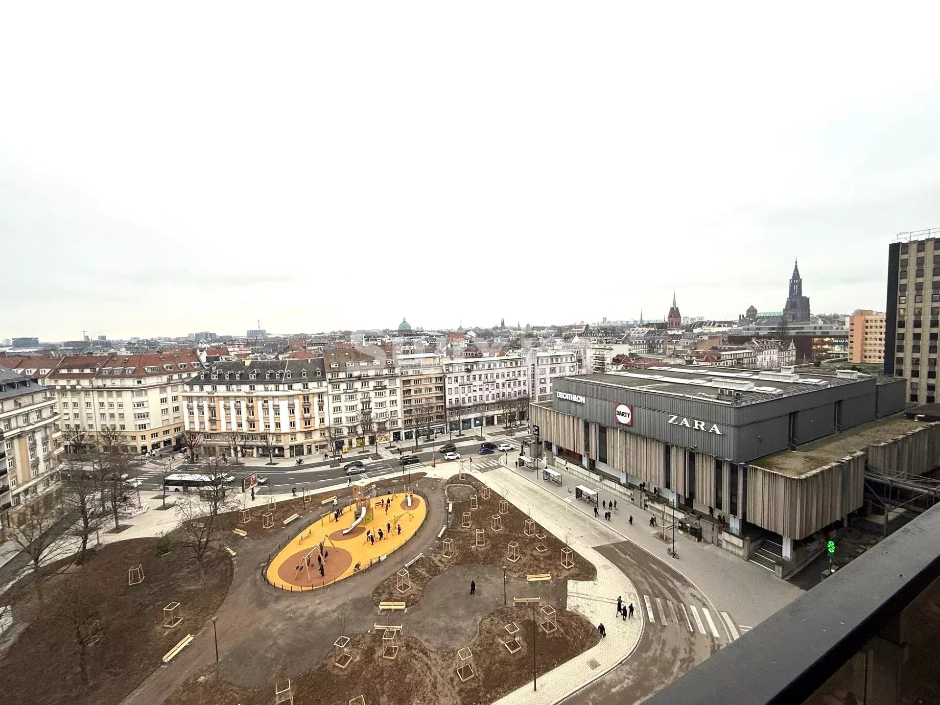 Agence immobilière de SWISS PLAN SAS