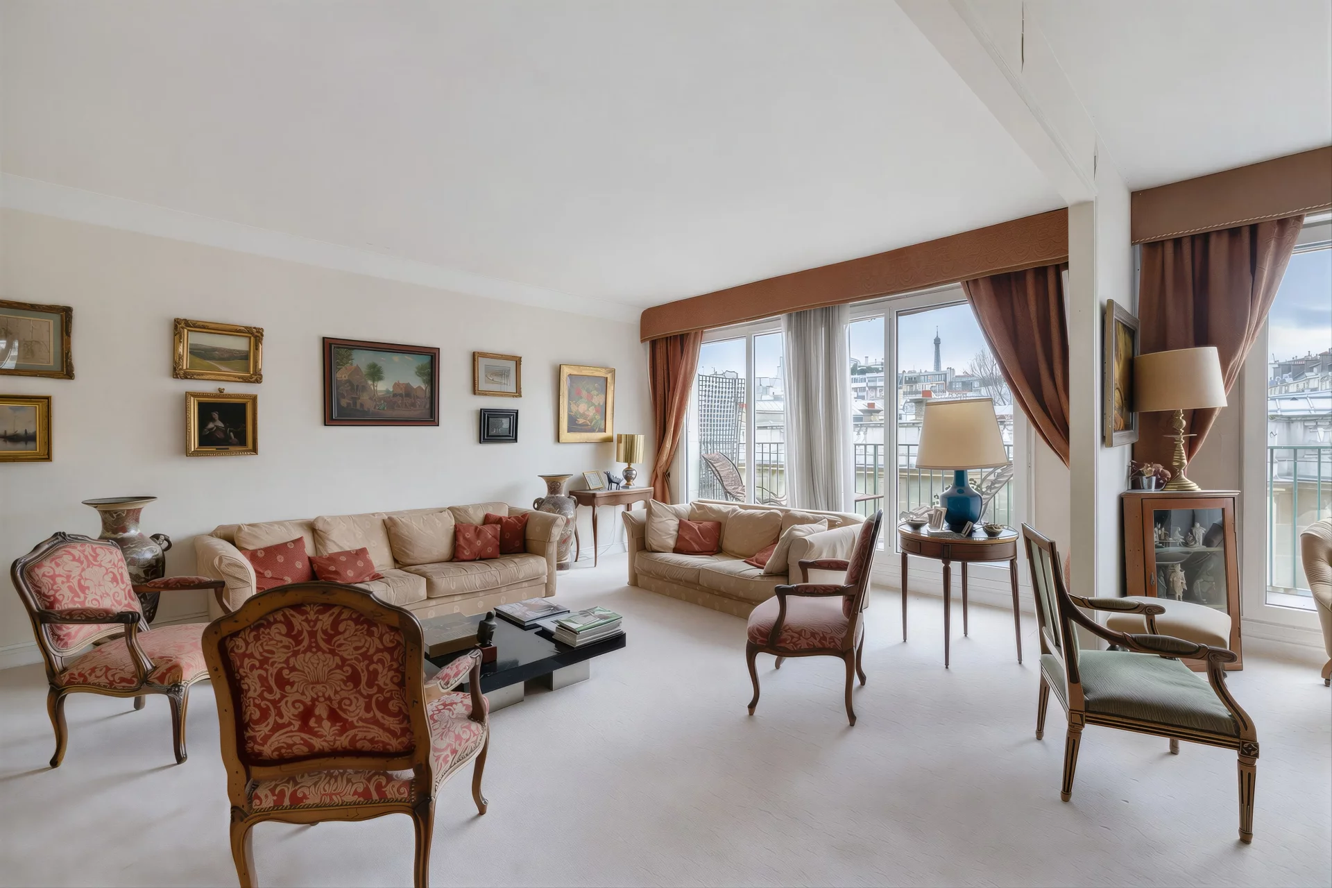 Paris 16e - SPONTINI / SAINT JAMES