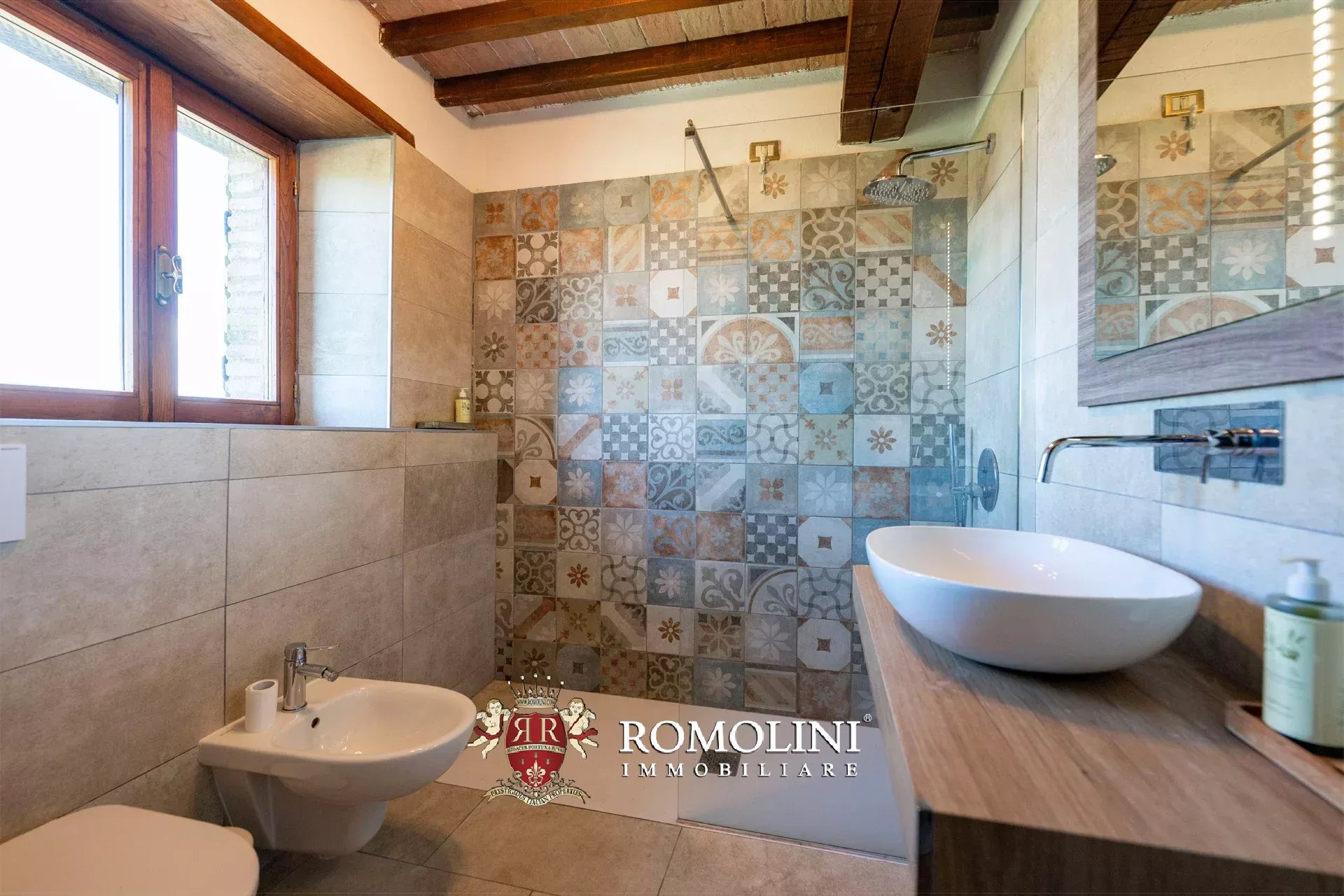 10 Bedroom Villa/Townhouse's Image 46