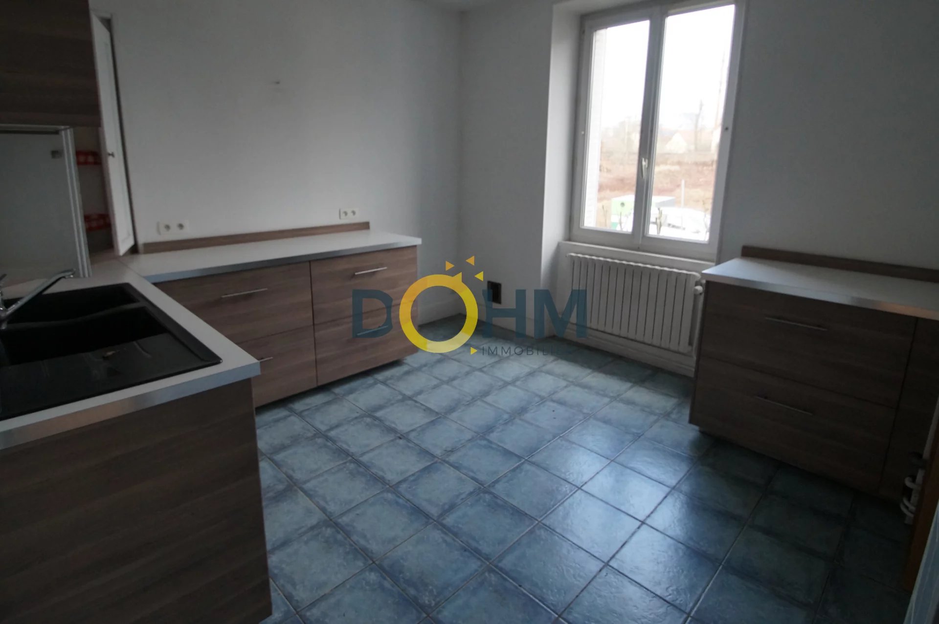 BARBERAZ, APPARTEMENT T3 A LOUER