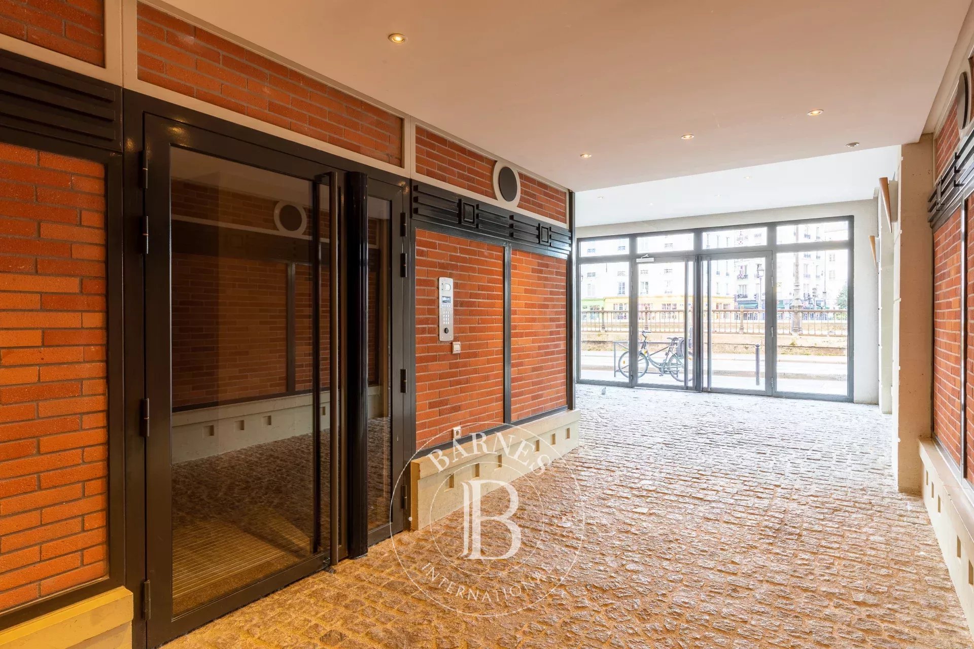 Daire Paris 10ème - picture 11